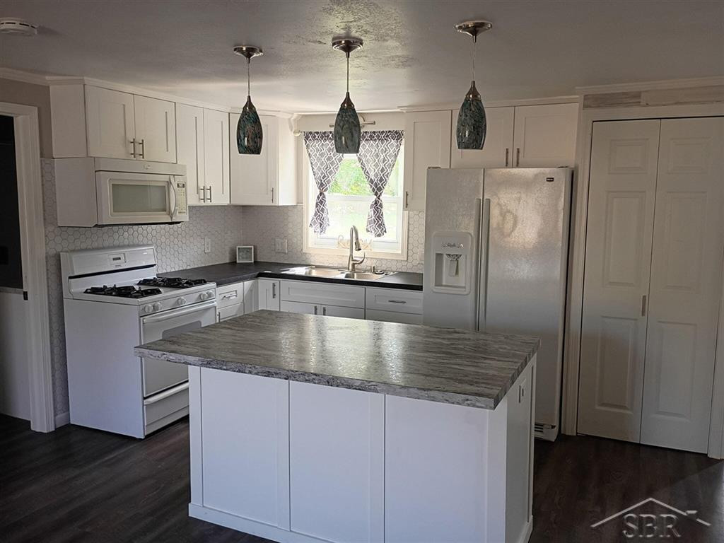 520 W Jessie Street, Sanford, MI 48657 — Photo 11