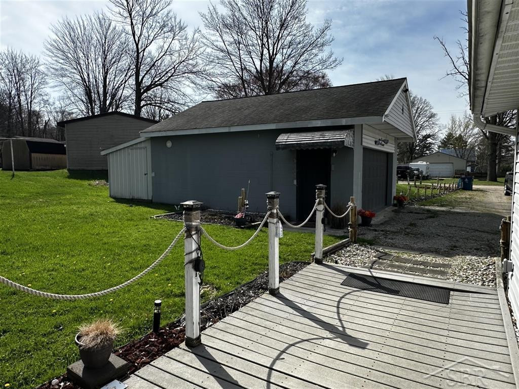 520 W Jessie Street, Sanford, MI 48657 — Photo 27