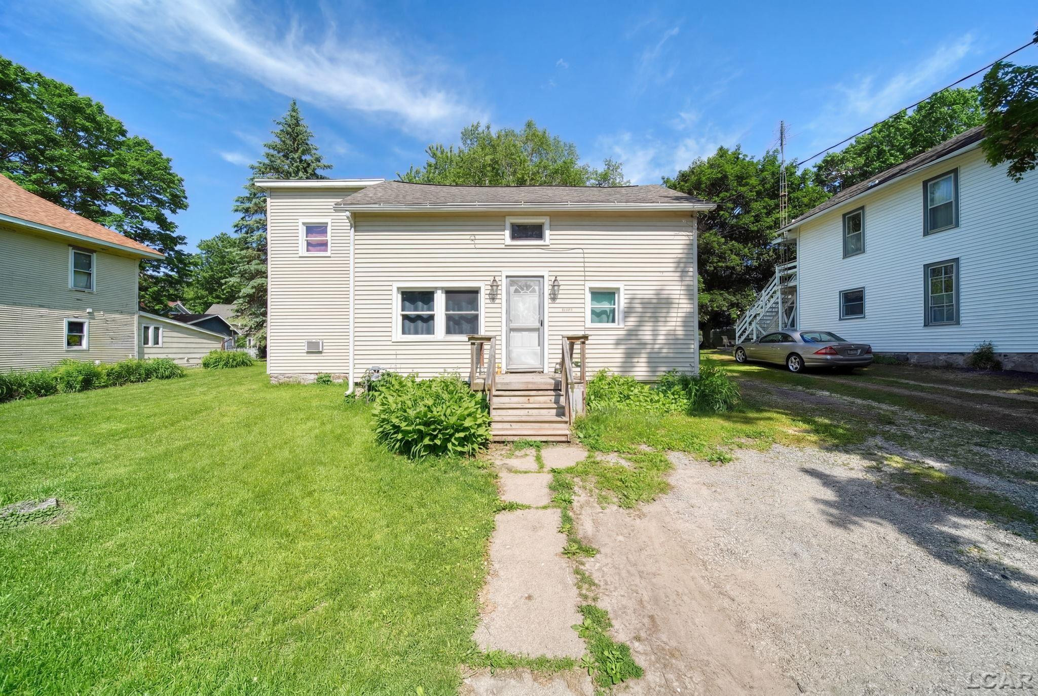 215 S Jackson Street, Addison, MI 49220 — Photo 2