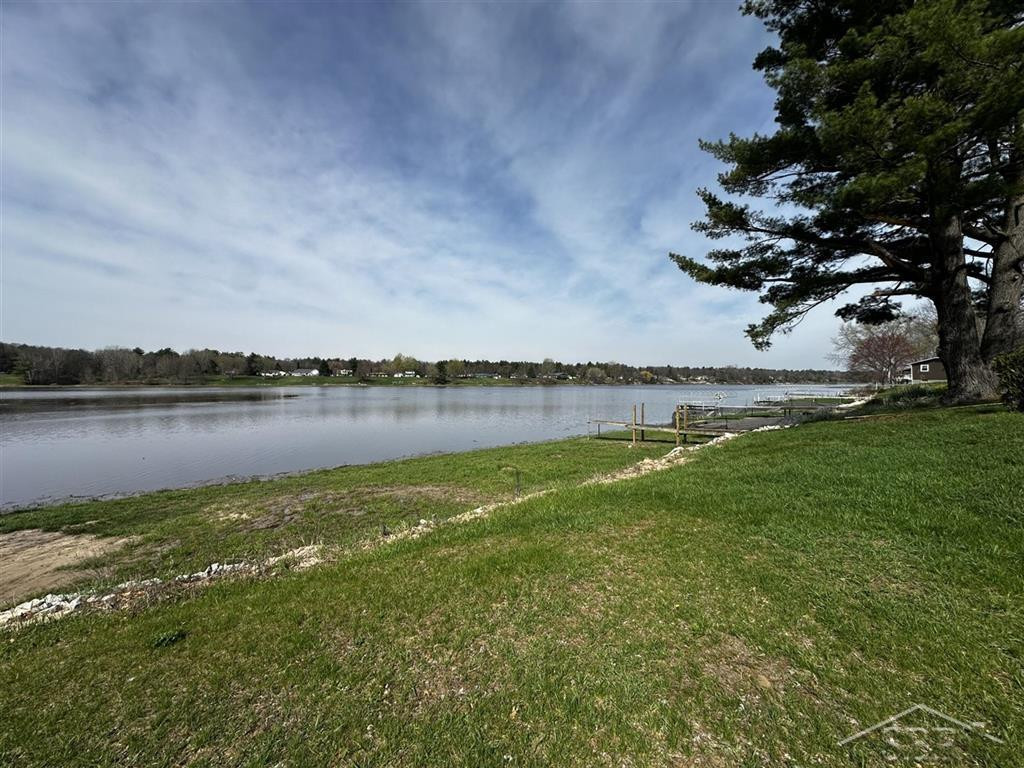 520 W Jessie Street, Sanford, MI 48657 — Photo 31