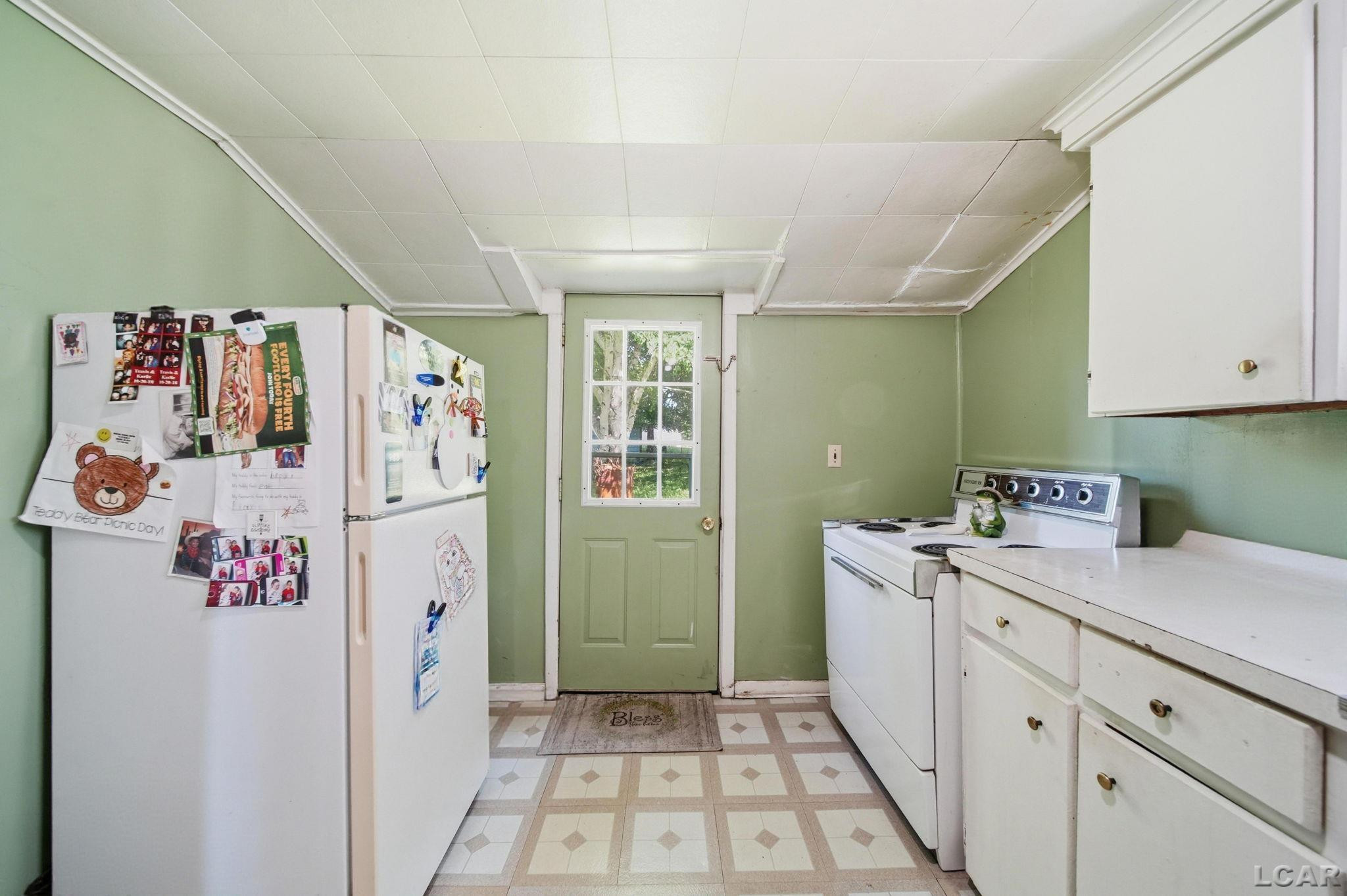 215 S Jackson Street, Addison, MI 49220 — Photo 13