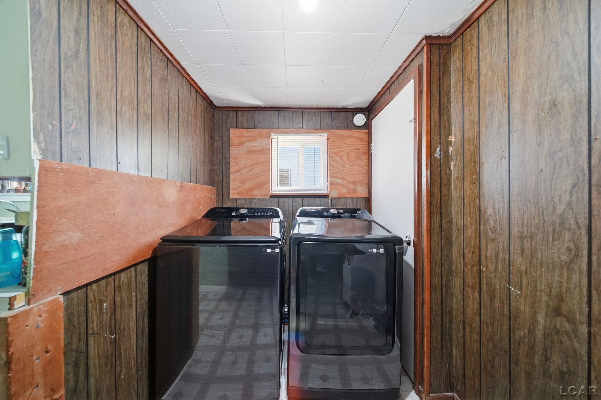 215 S Jackson Street, Addison, MI 49220 — Photo 14