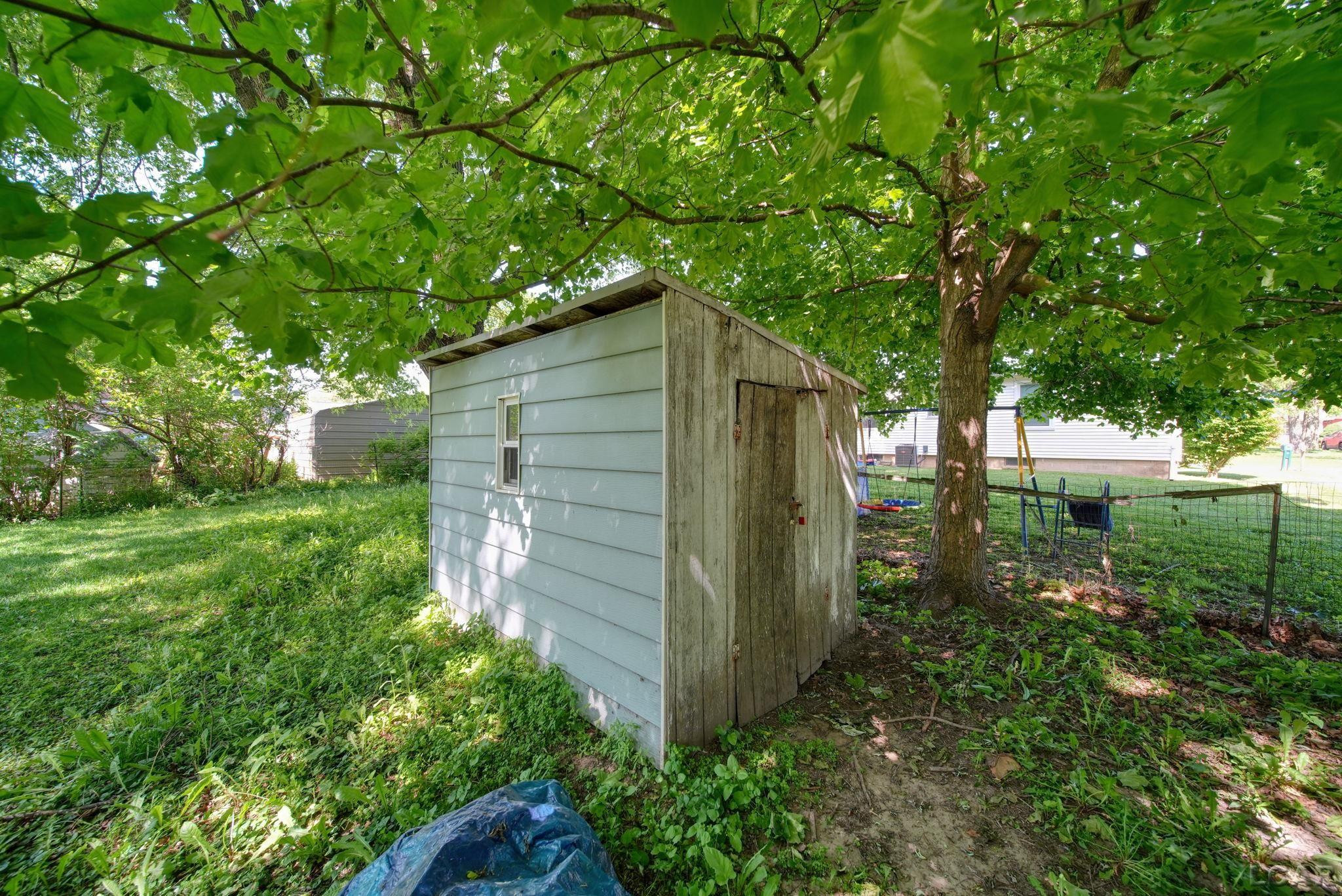215 S Jackson Street, Addison, MI 49220 — Photo 23