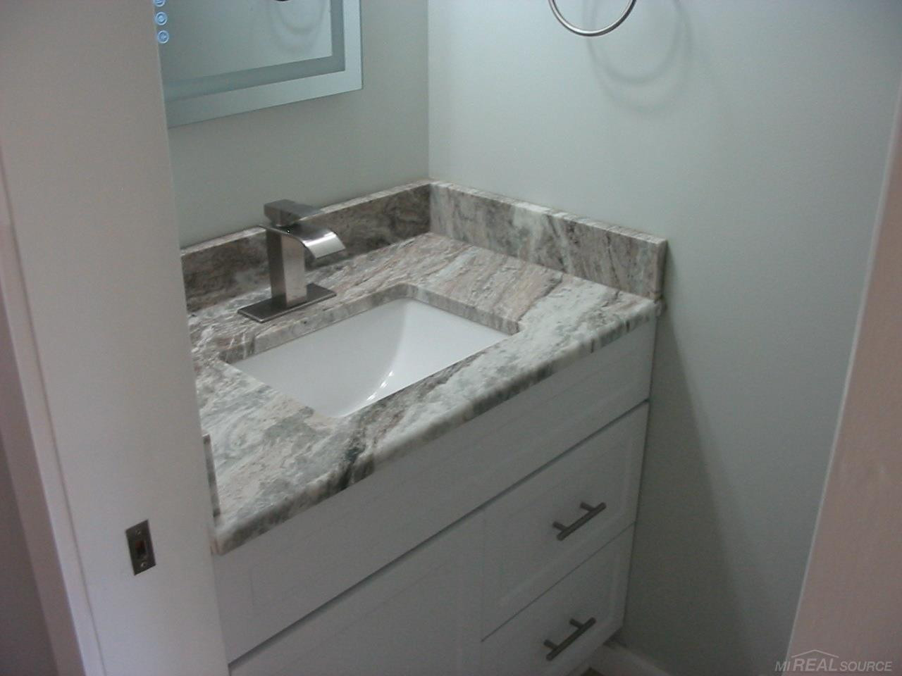 23909 Talbot Street, Saint Clair Shores, MI 48082 — Photo 18