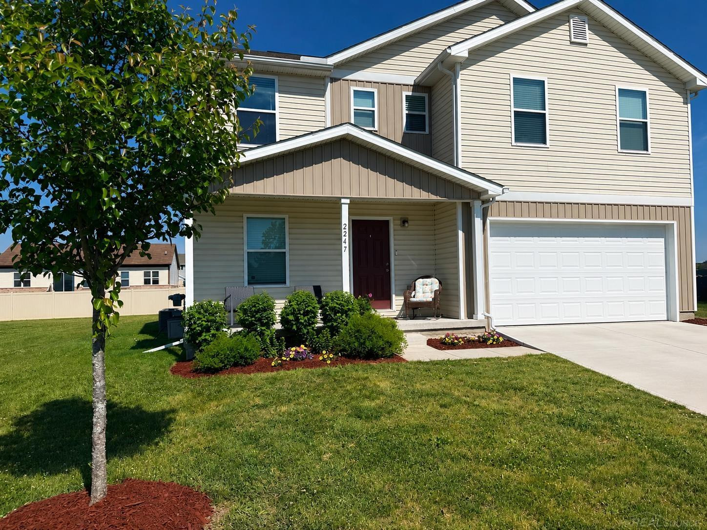 2247 HUNTER Lane, Burton, MI 48519