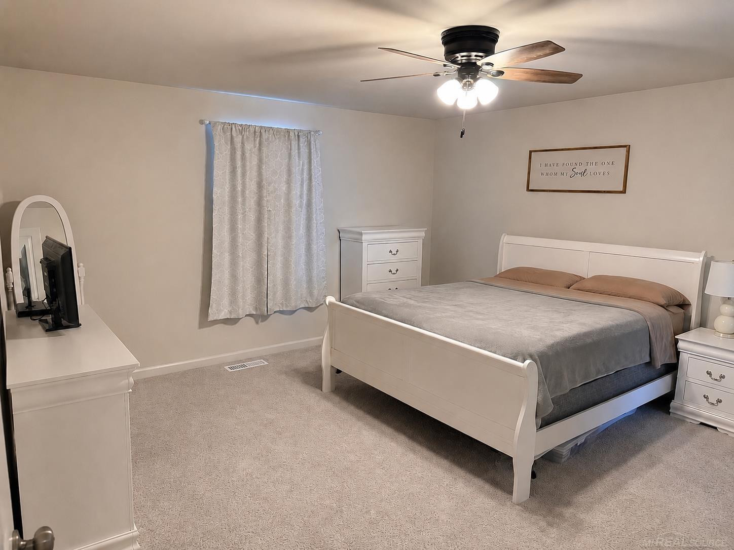2247 HUNTER Lane, Burton, MI 48519 — Photo 11