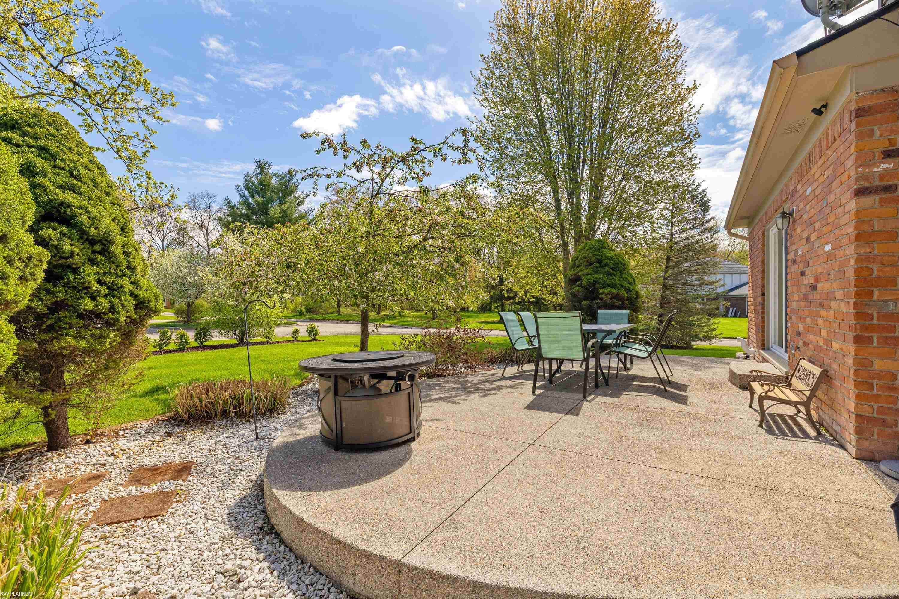 460 Abbey Wood Drive, Rochester, MI 48306 — Photo 64