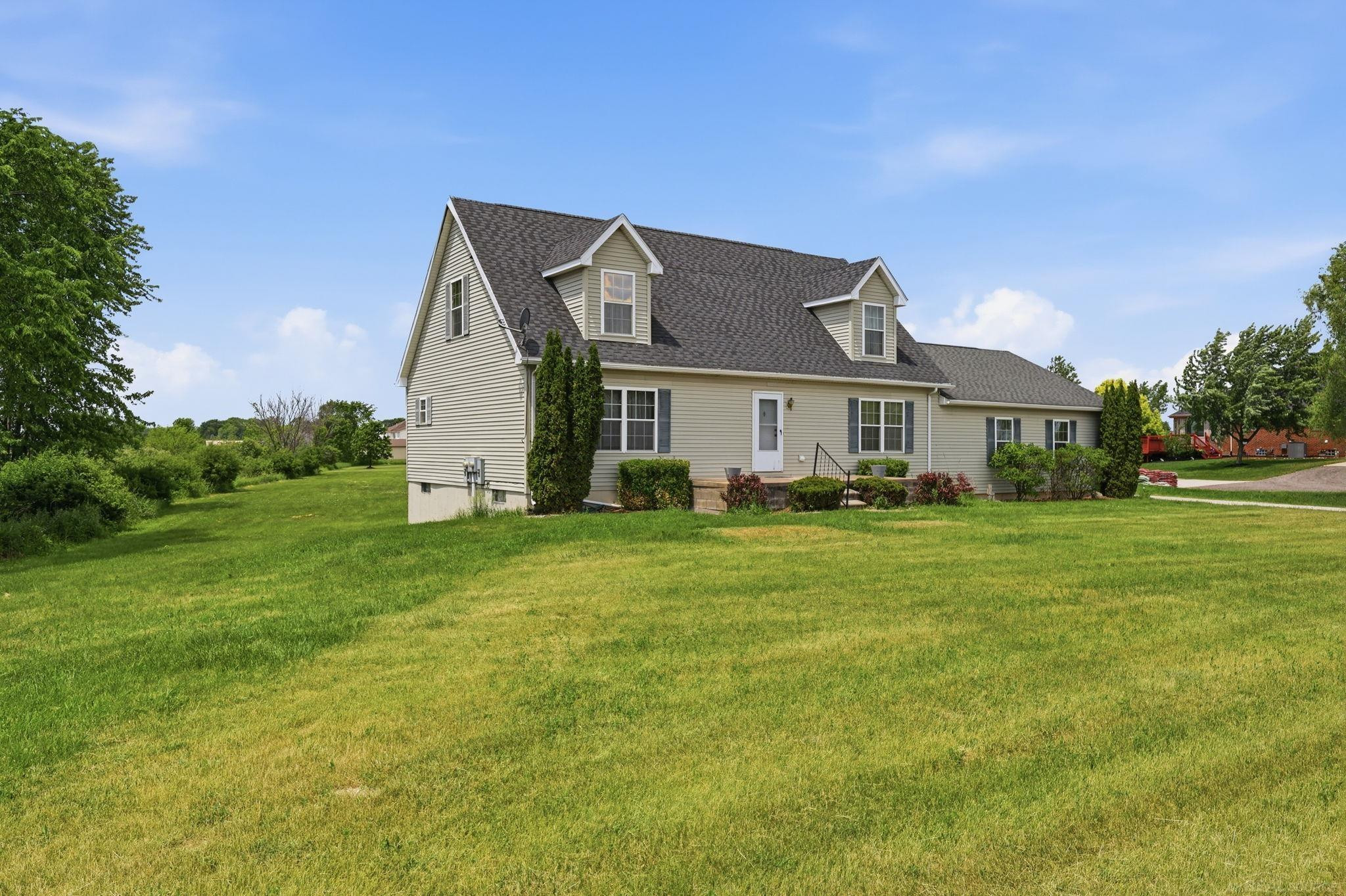 70897 Place Road, Richmond, MI 48062 — Photo 2