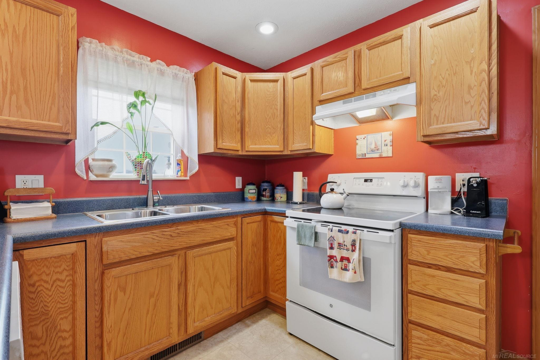 70897 Place Road, Richmond, MI 48062 — Photo 8