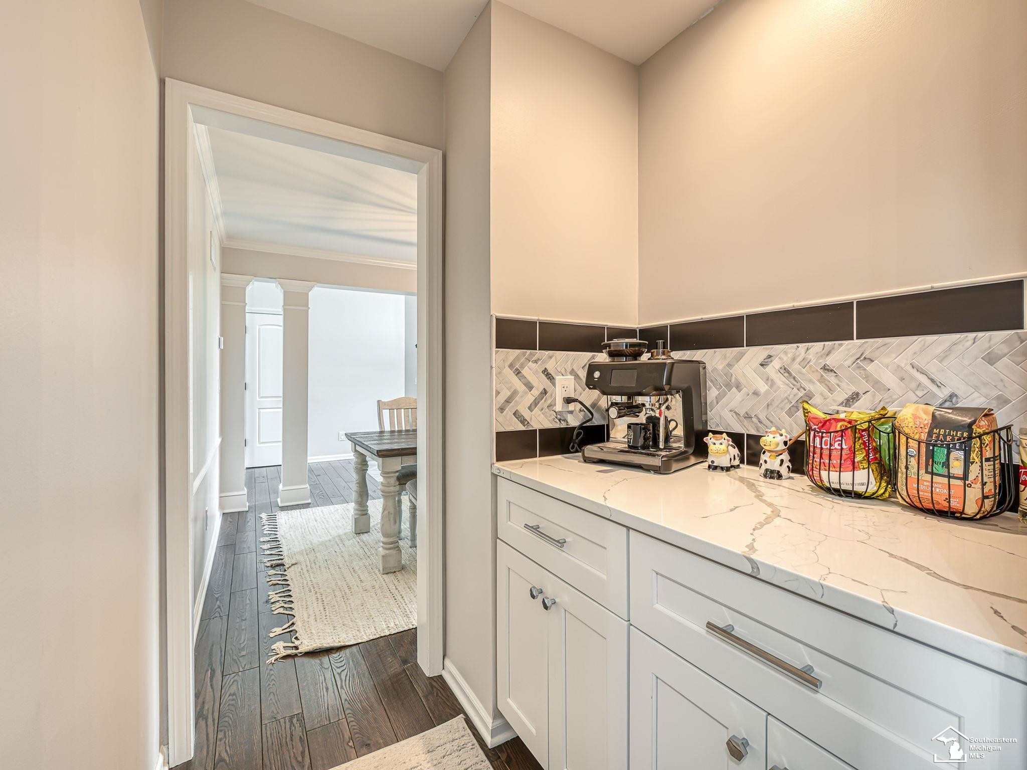 816 Regents Park Drive, Monroe, MI 48161 — Photo 14