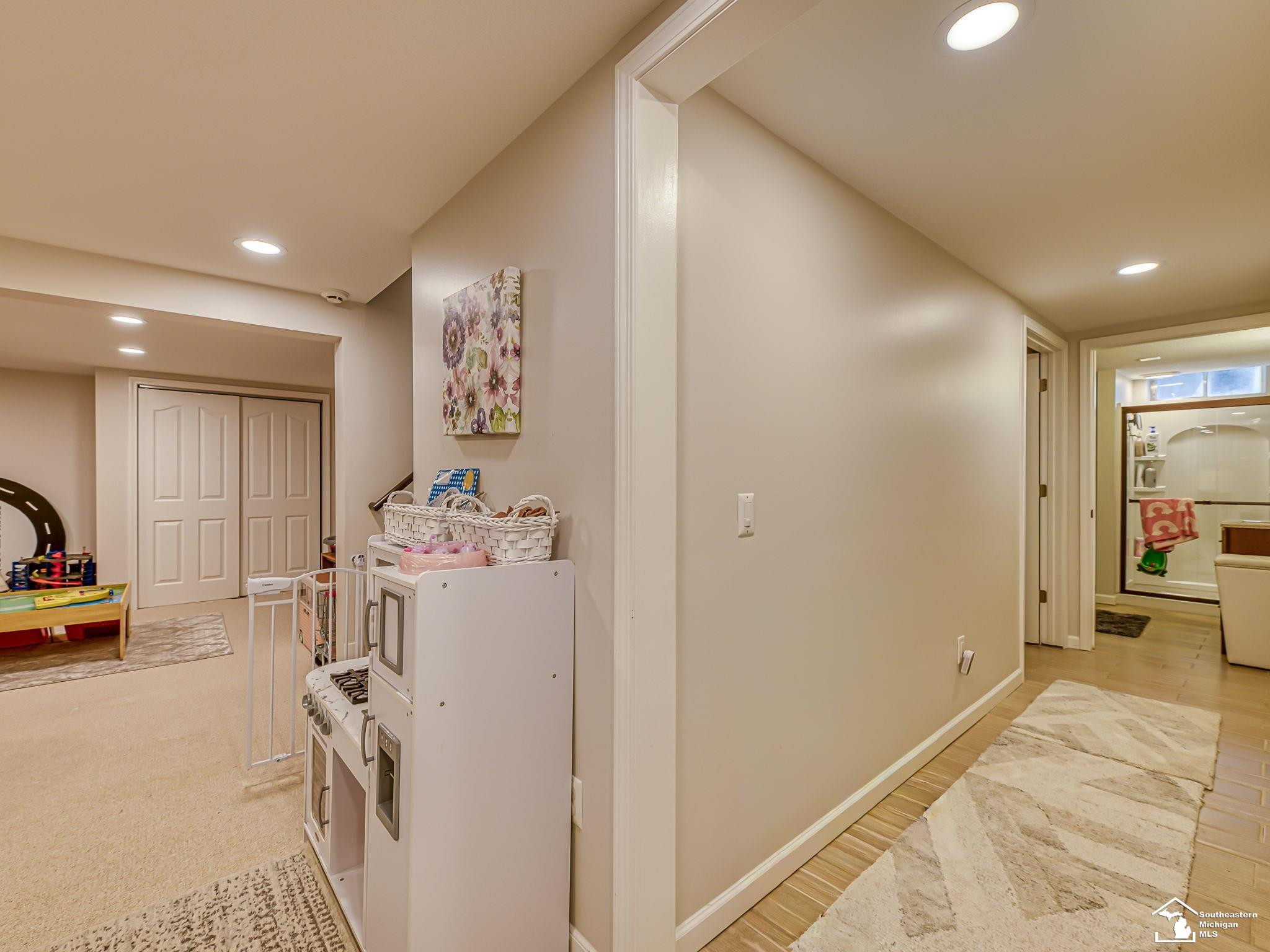 816 Regents Park Drive, Monroe, MI 48161 — Photo 43