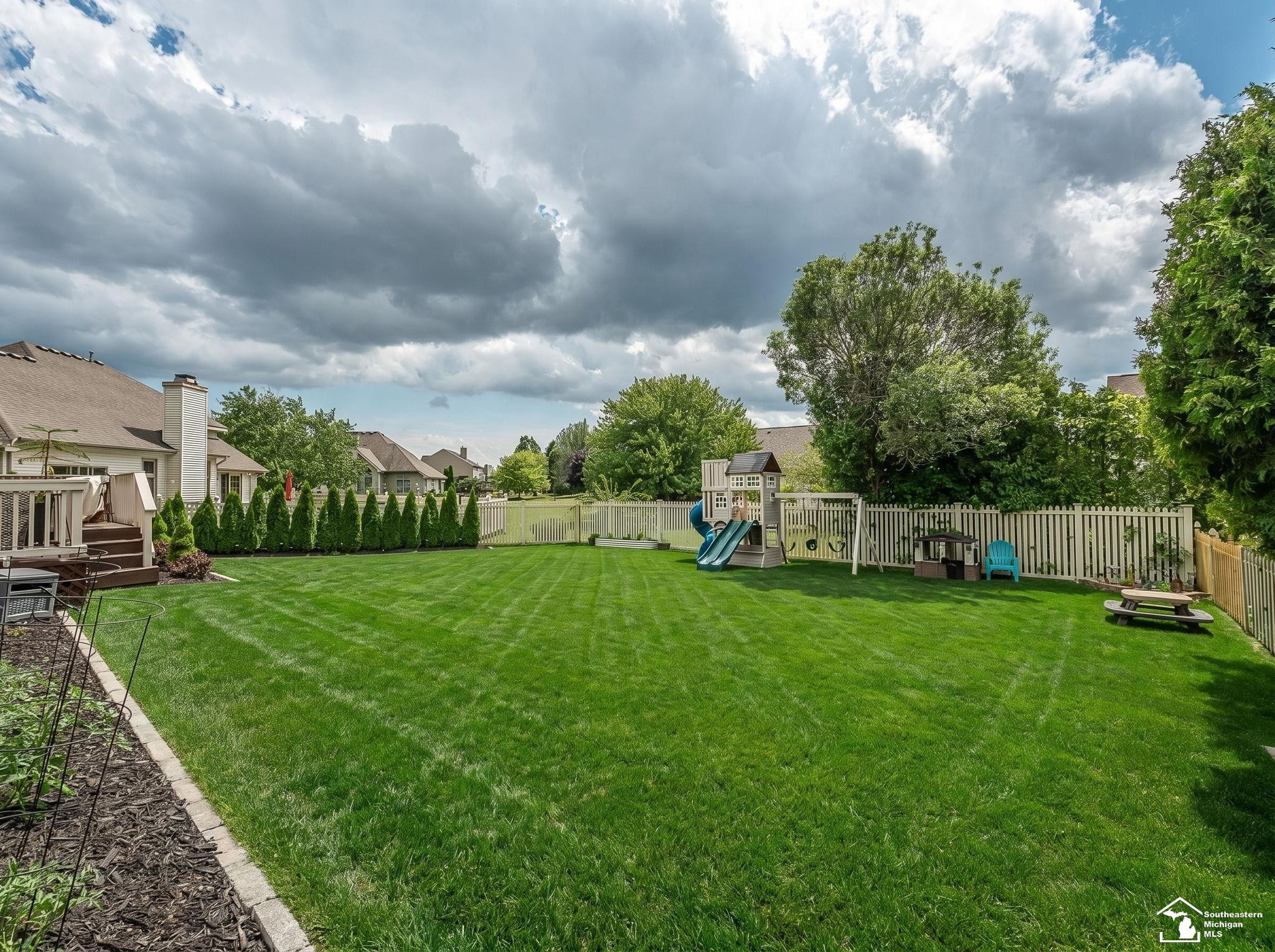 816 Regents Park Drive, Monroe, MI 48161 — Photo 53