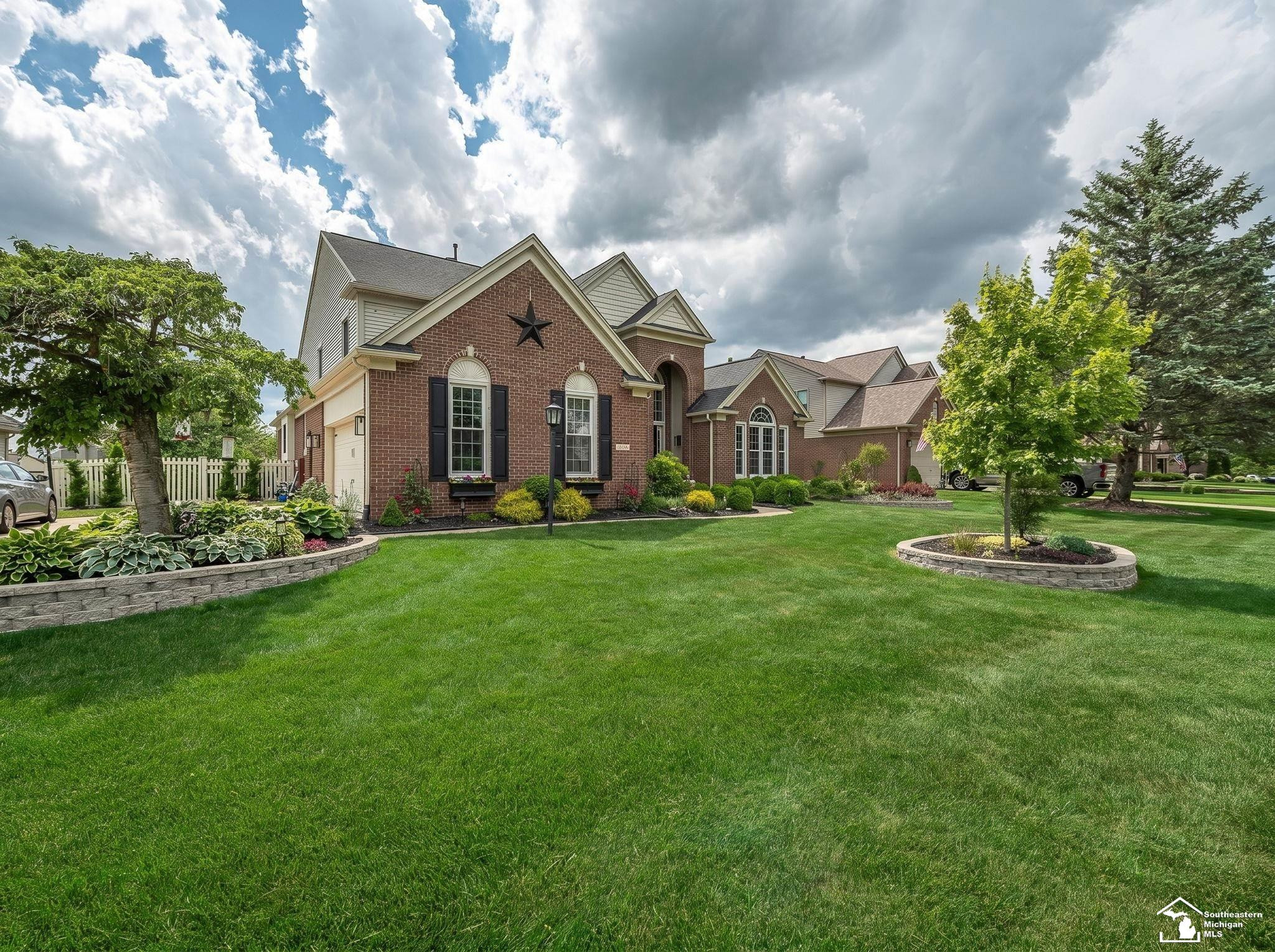 816 Regents Park Drive, Monroe, MI 48161 — Photo 56