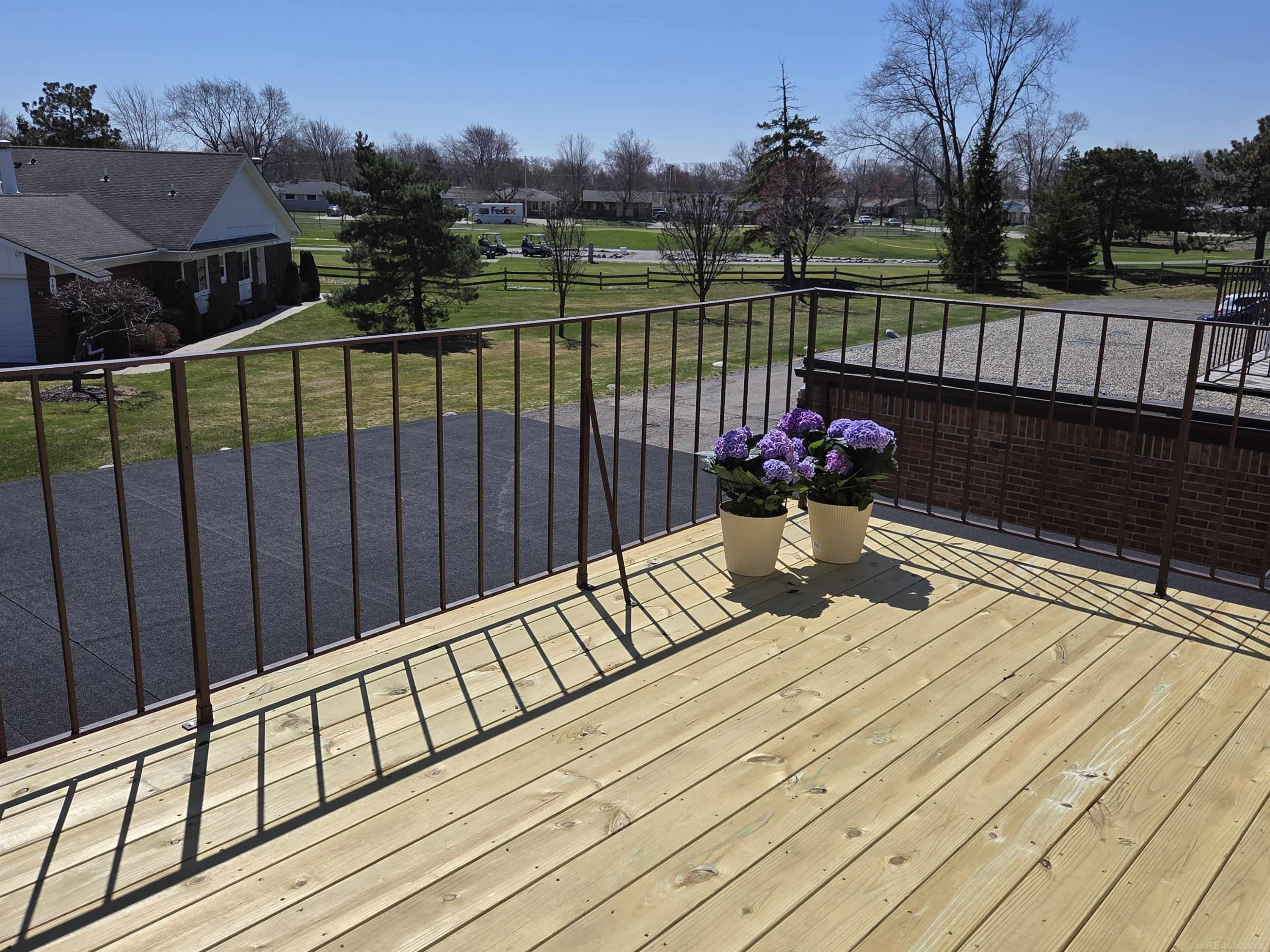 507 Country Club Drive, Saint Clair Shores, MI 48082 — Photo 7