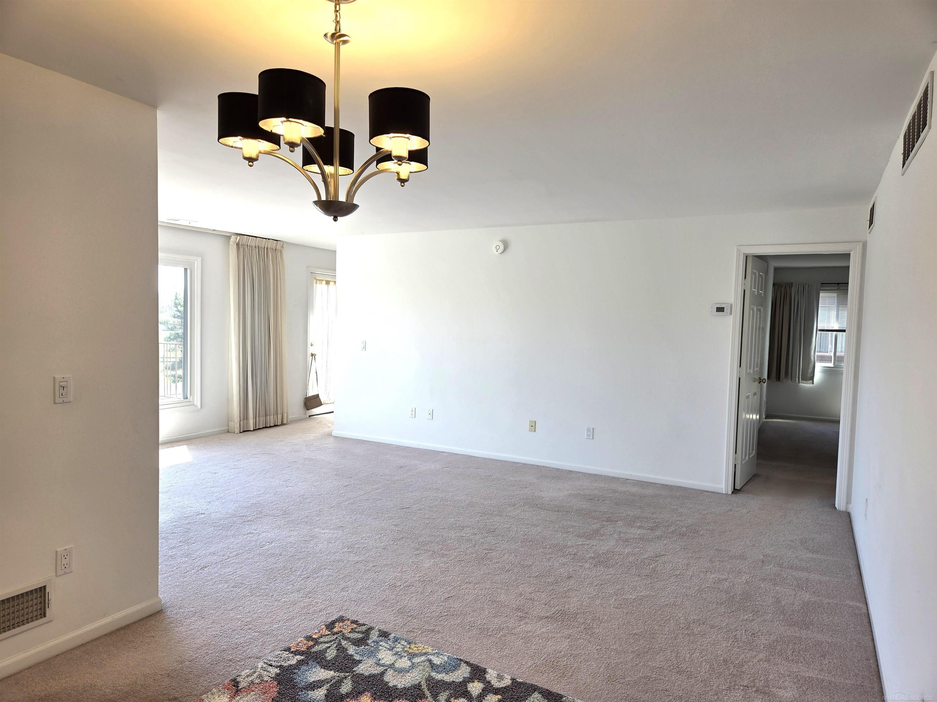 507 Country Club Drive, Saint Clair Shores, MI 48082 — Photo 9