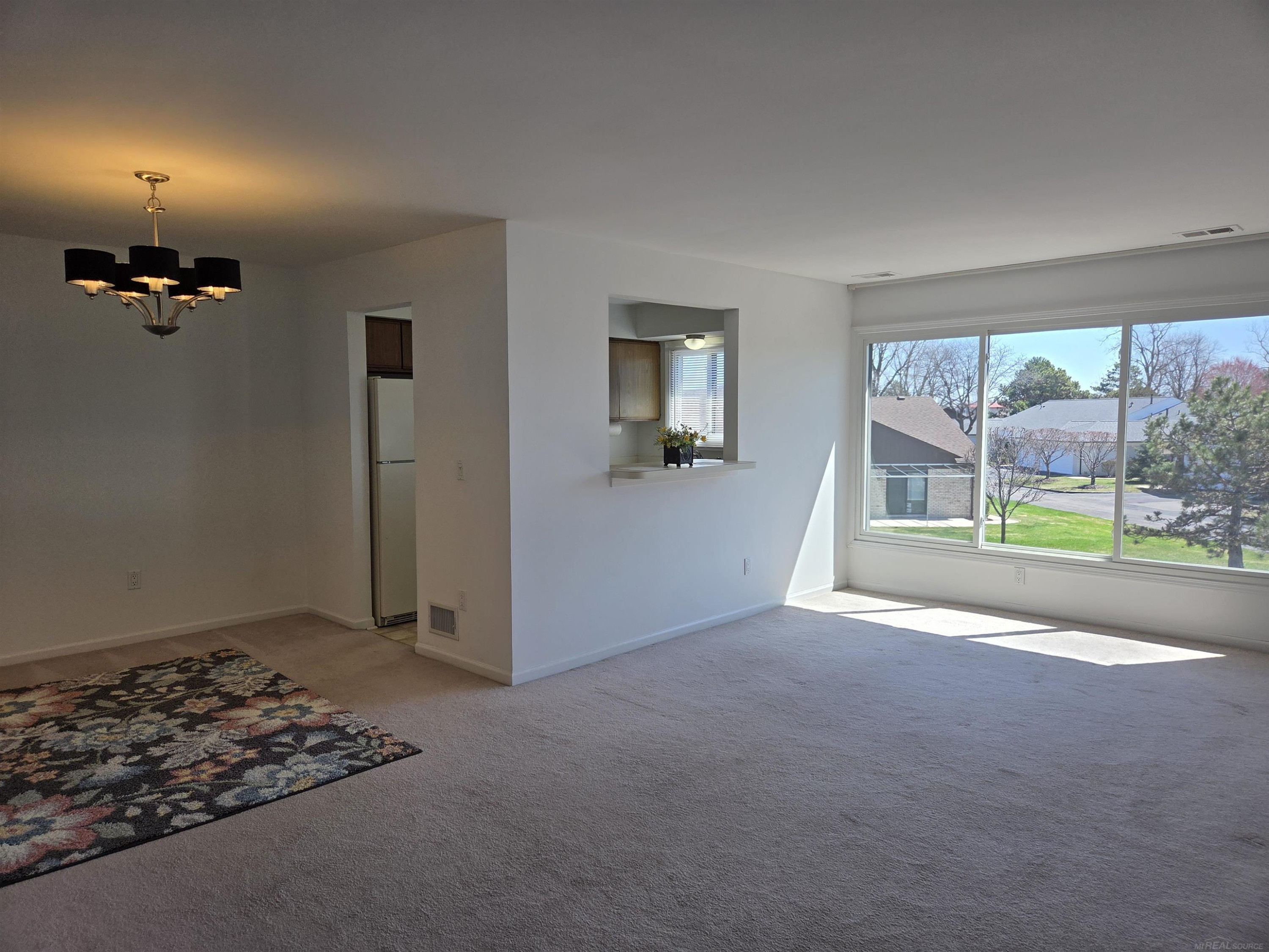507 Country Club Drive, Saint Clair Shores, MI 48082 — Photo 11