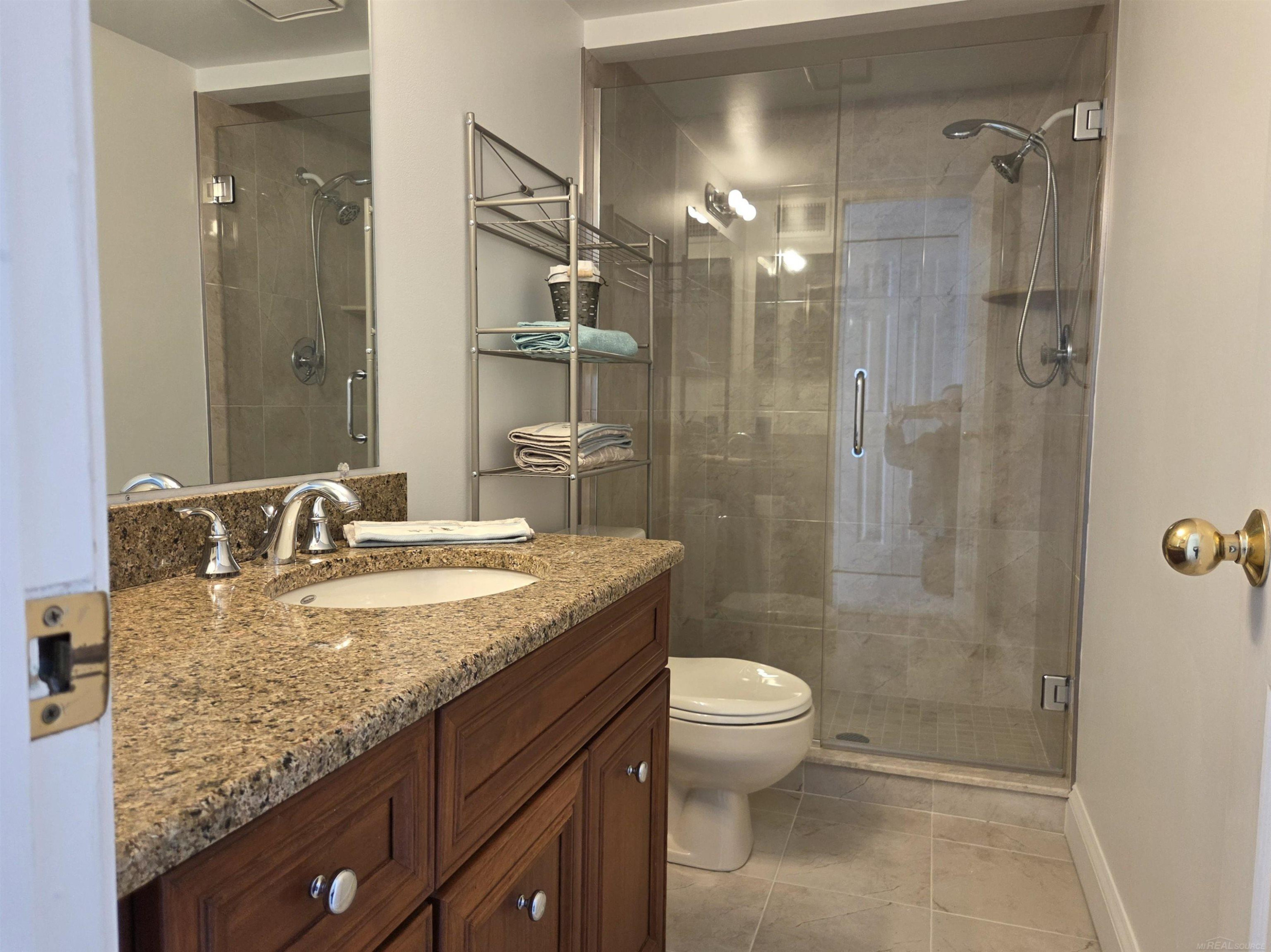507 Country Club Drive, Saint Clair Shores, MI 48082 — Photo 22