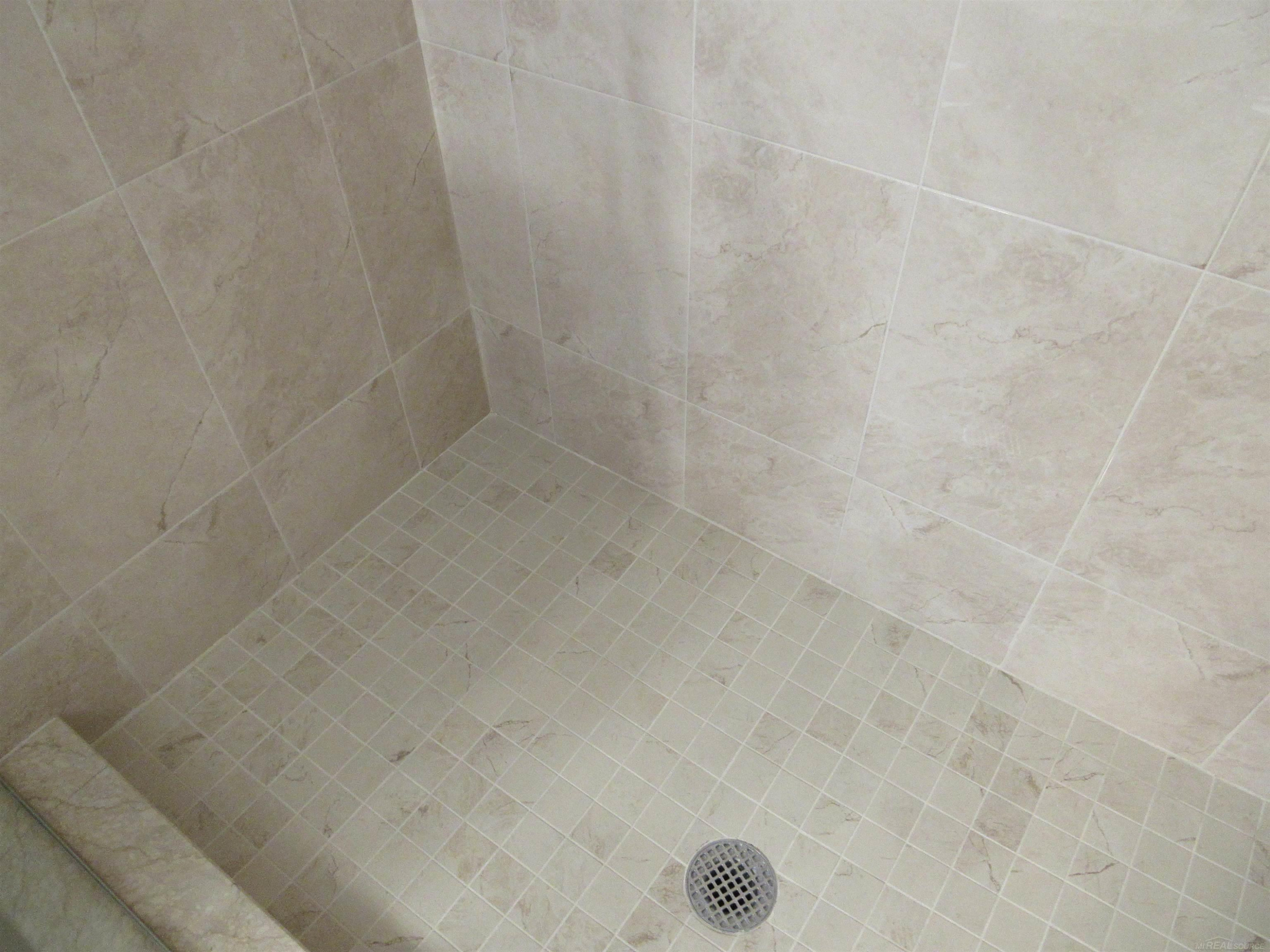 507 Country Club Drive, Saint Clair Shores, MI 48082 — Photo 23