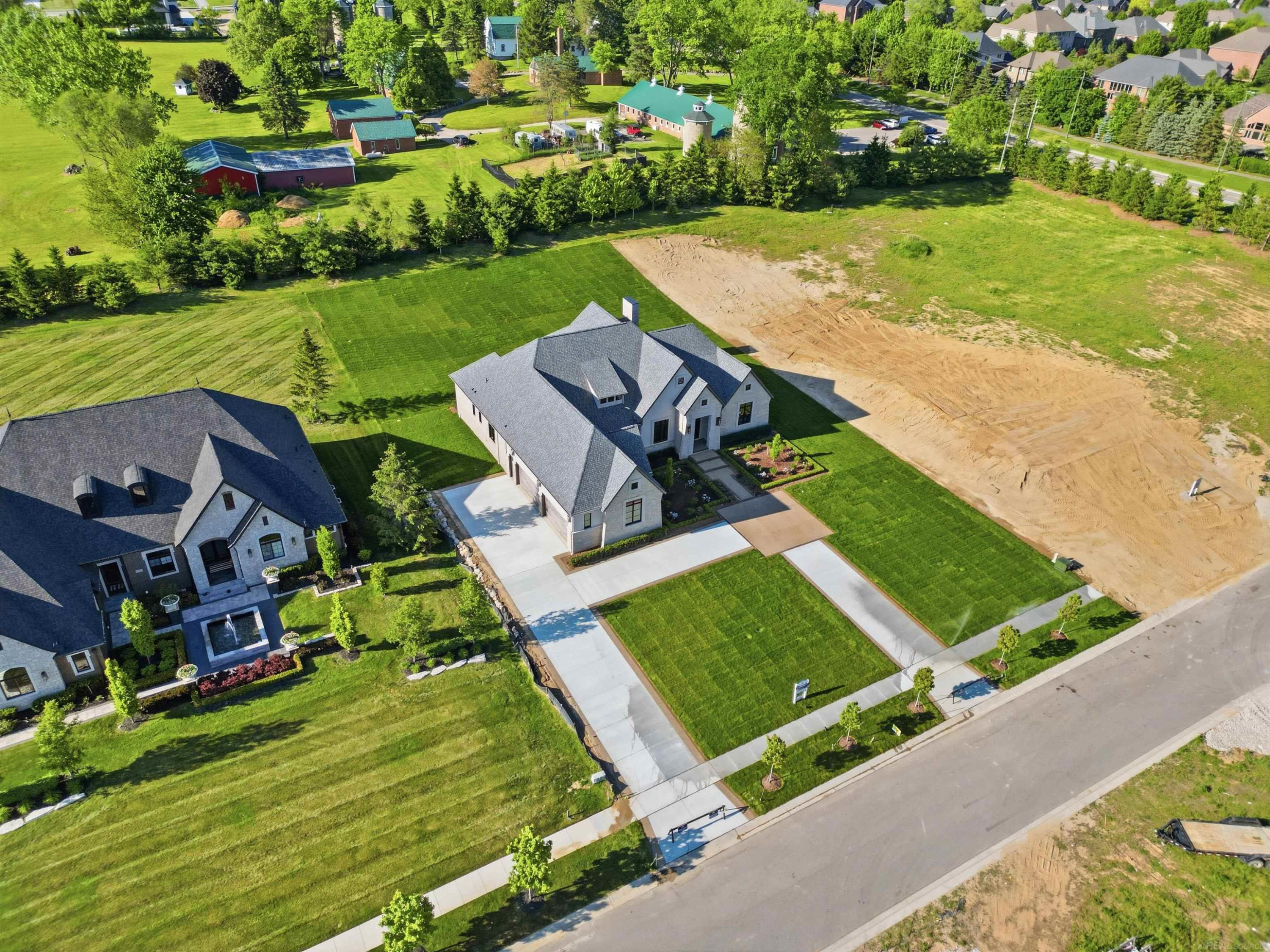 5803 Cotswold Drive, 17, MI — Photo 18