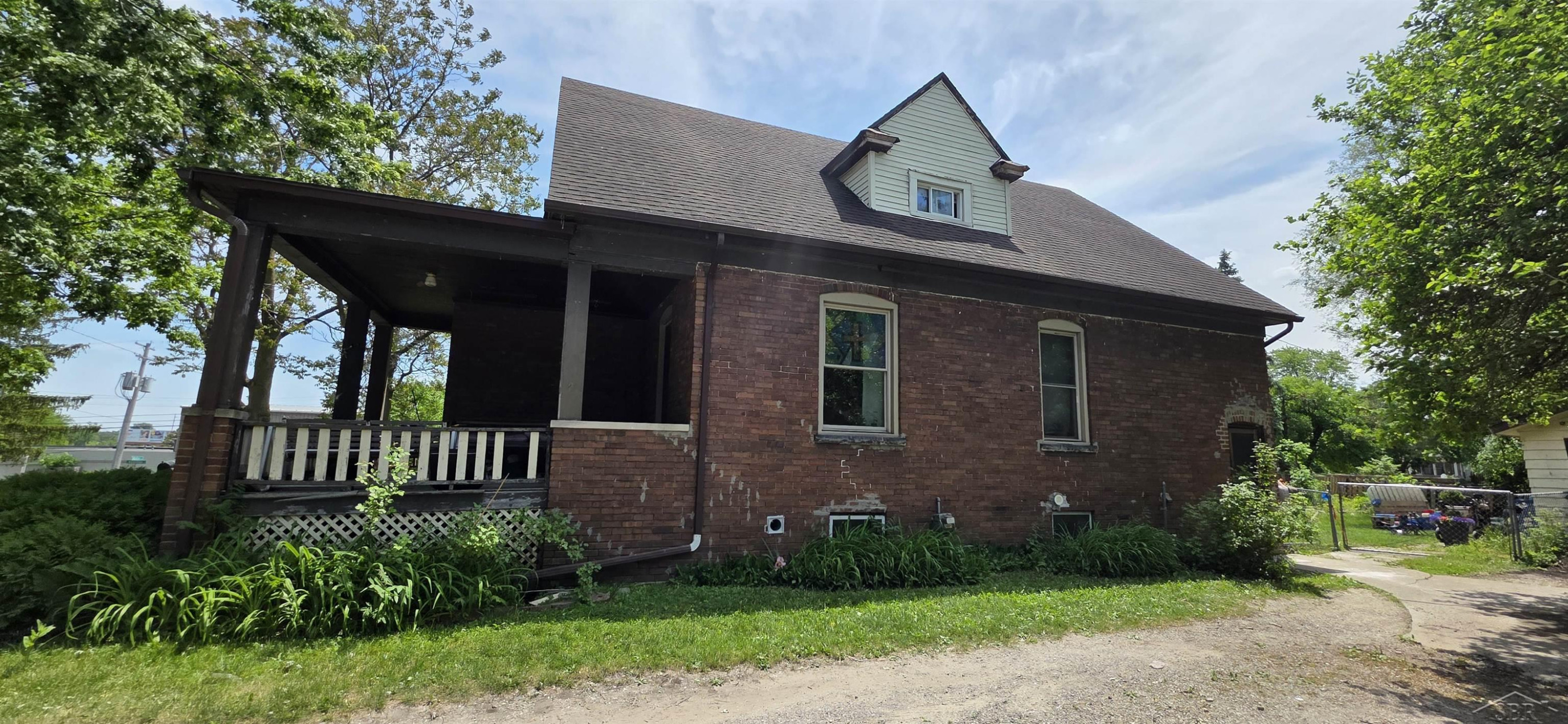 413 Waller Street, Saginaw, MI 48602 — Photo 3