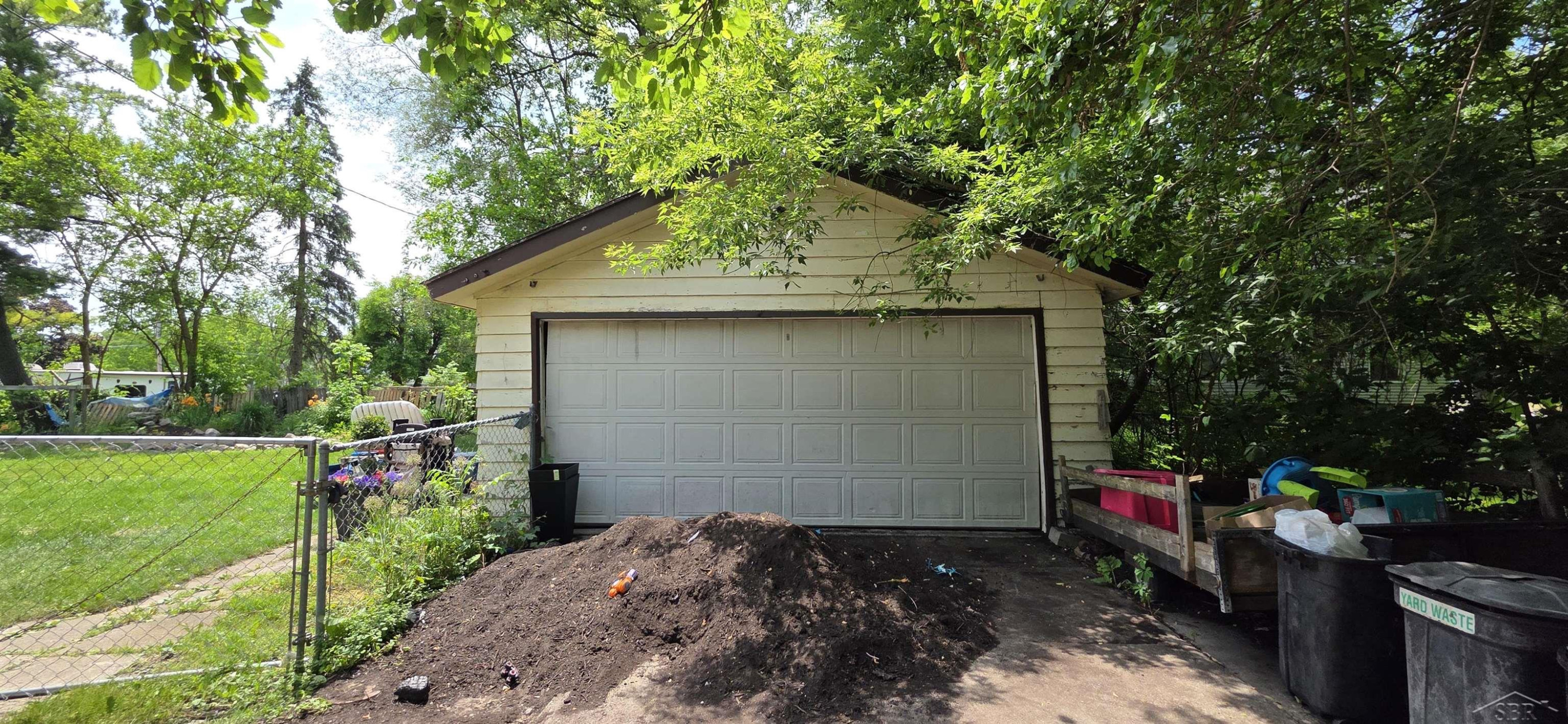 413 Waller Street, Saginaw, MI 48602 — Photo 4