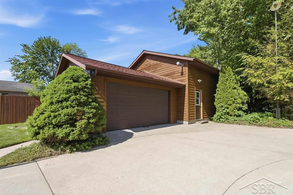 4448 N Verity Road, Sanford, MI 48657 — Photo 44