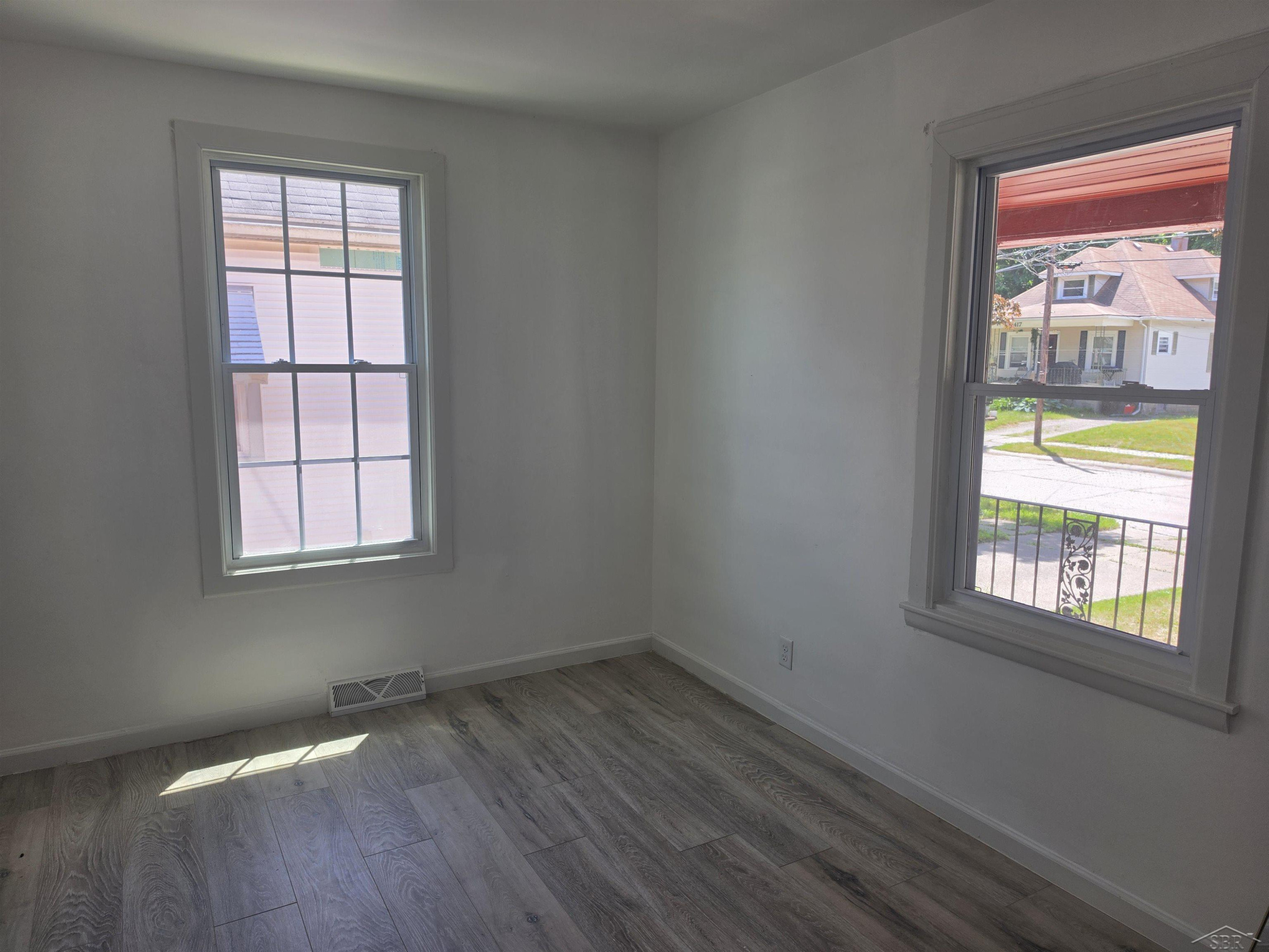 1424 Acacia Street, Saginaw, MI 48602 — Photo 9