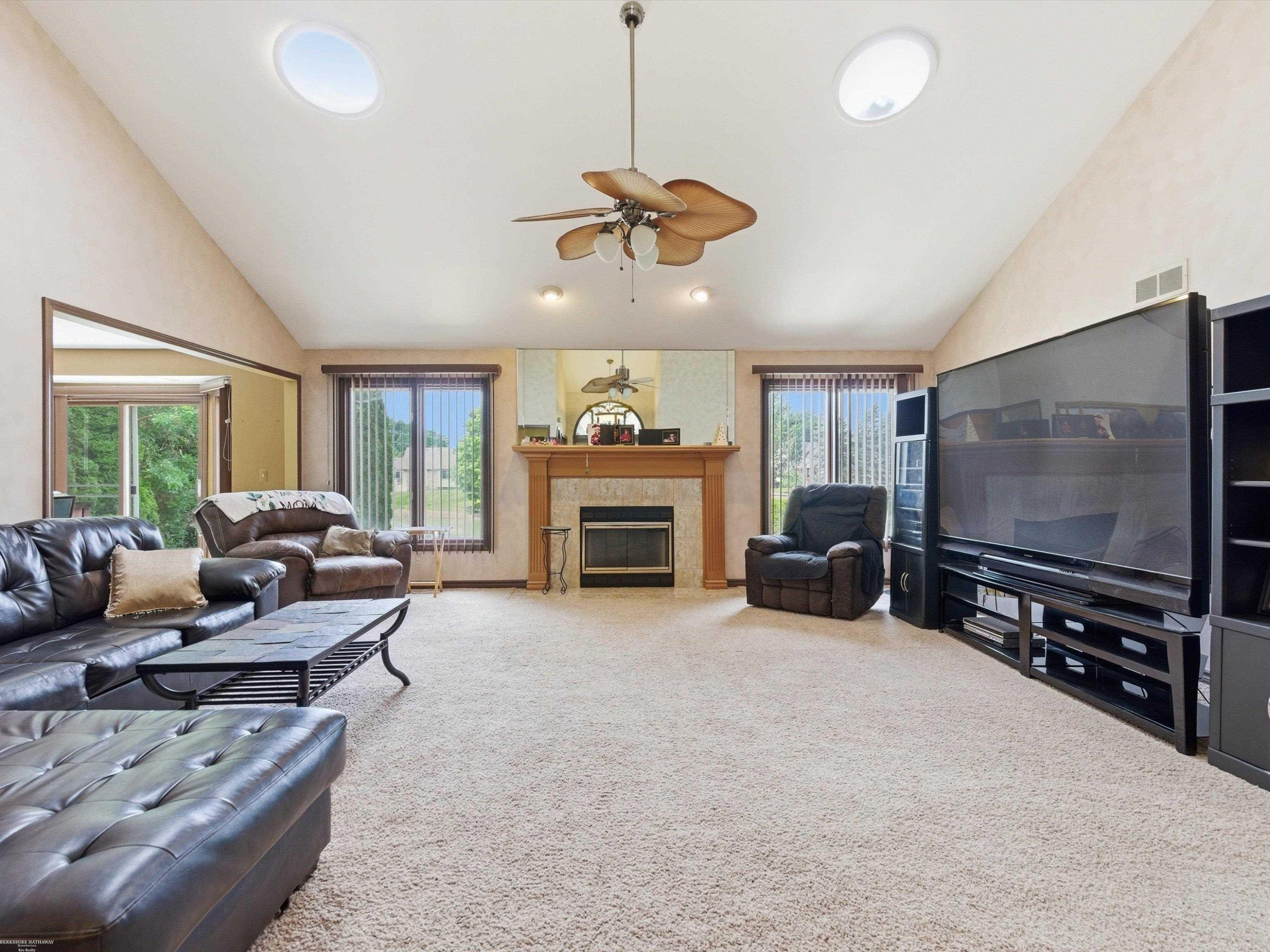 41891 Clinton Pines Drive, Clinton Twp, MI 48038 — Photo 10