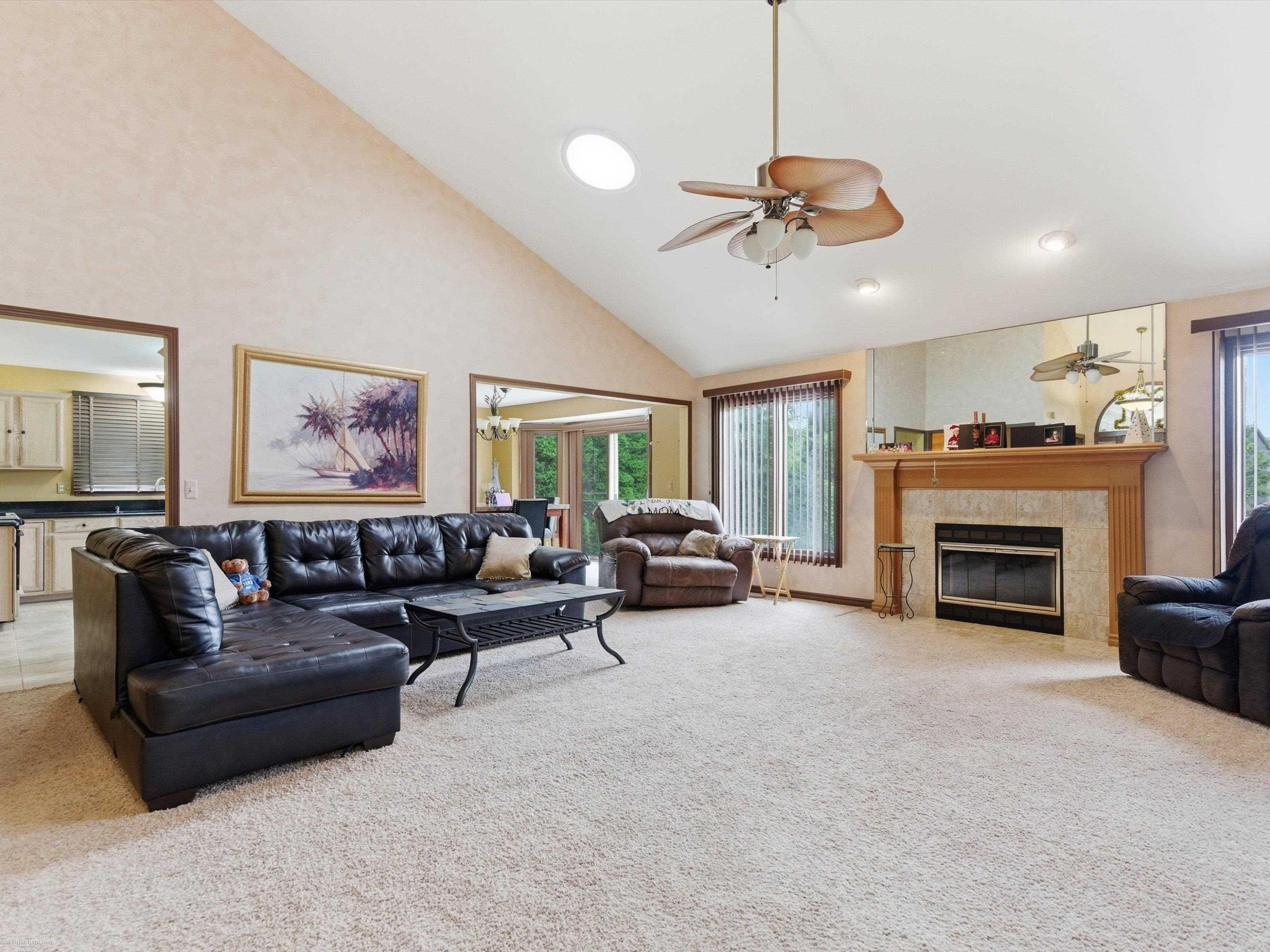 41891 Clinton Pines Drive, Clinton Twp, MI 48038 — Photo 11