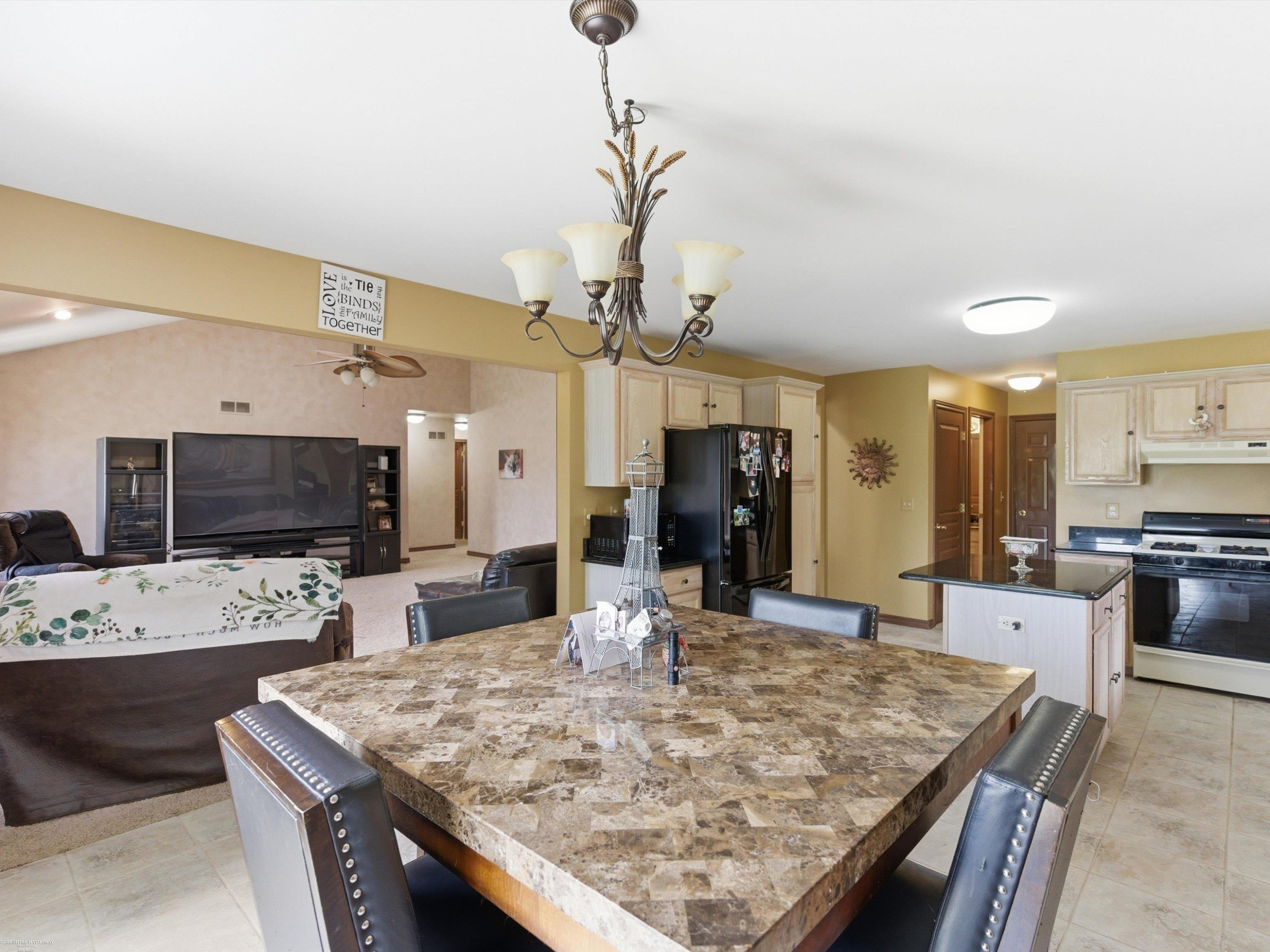 41891 Clinton Pines Drive, Clinton Twp, MI 48038 — Photo 22