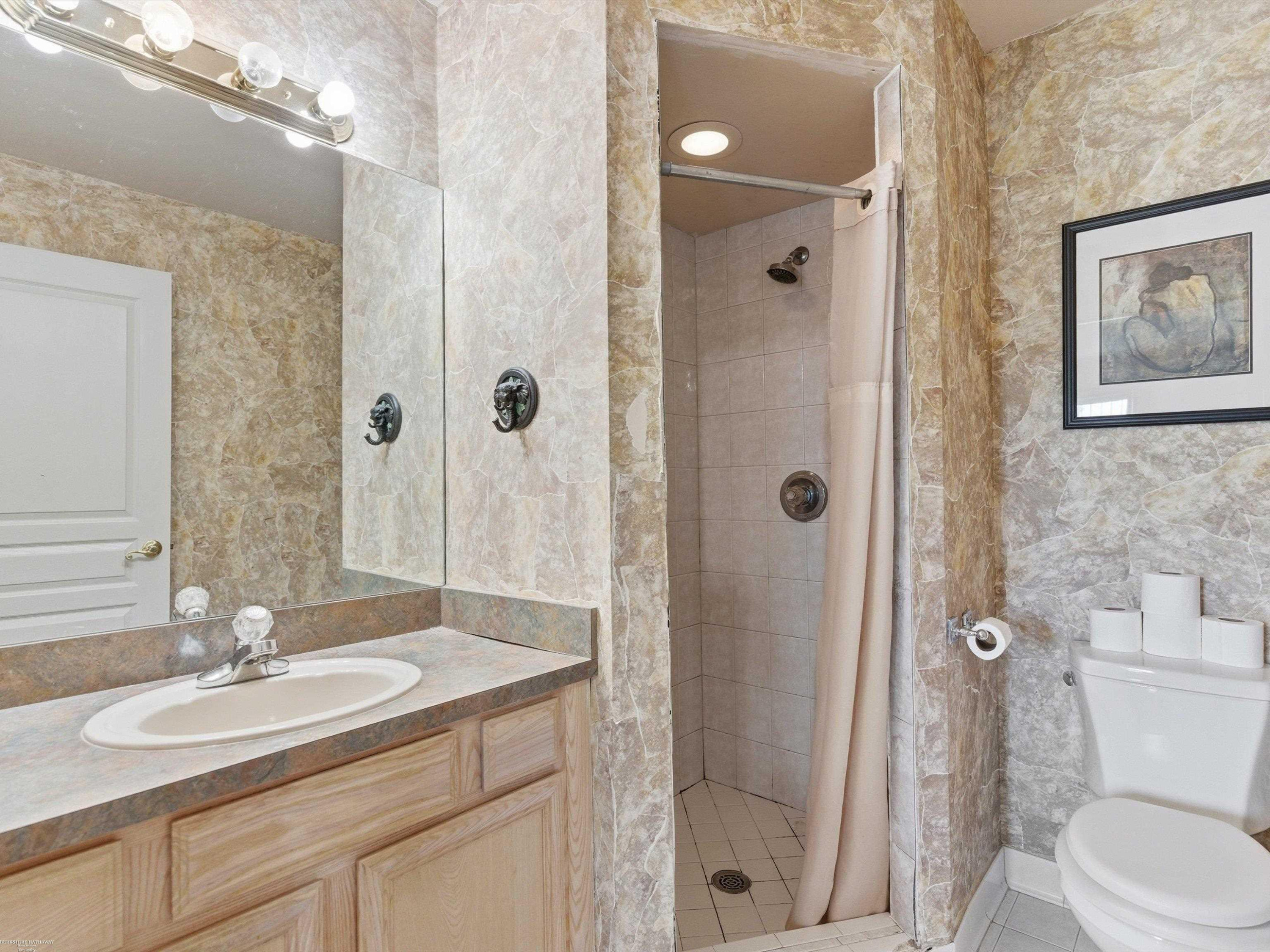 41891 Clinton Pines Drive, Clinton Twp, MI 48038 — Photo 32