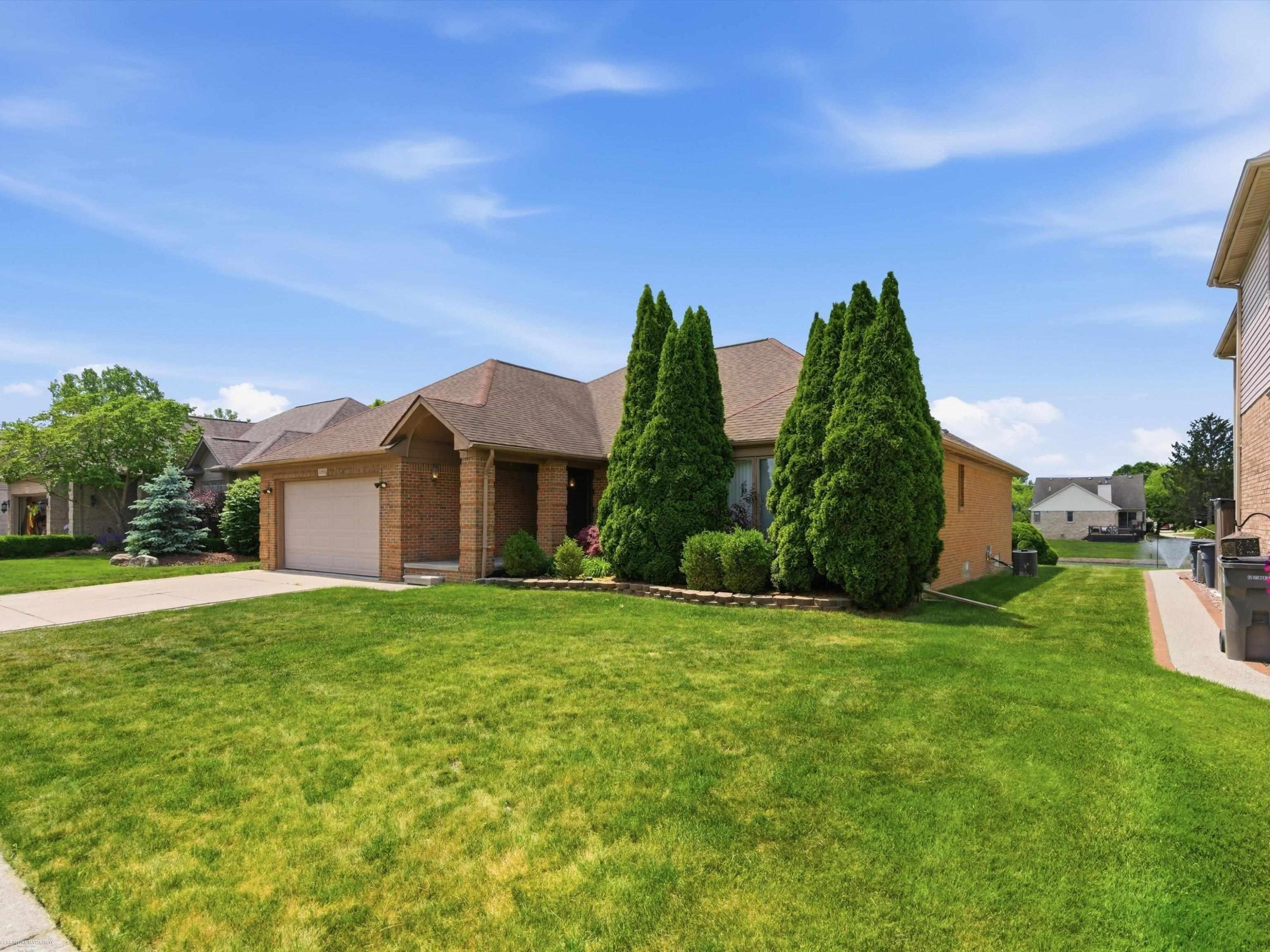 41891 Clinton Pines Drive, Clinton Twp, MI 48038 — Photo 45