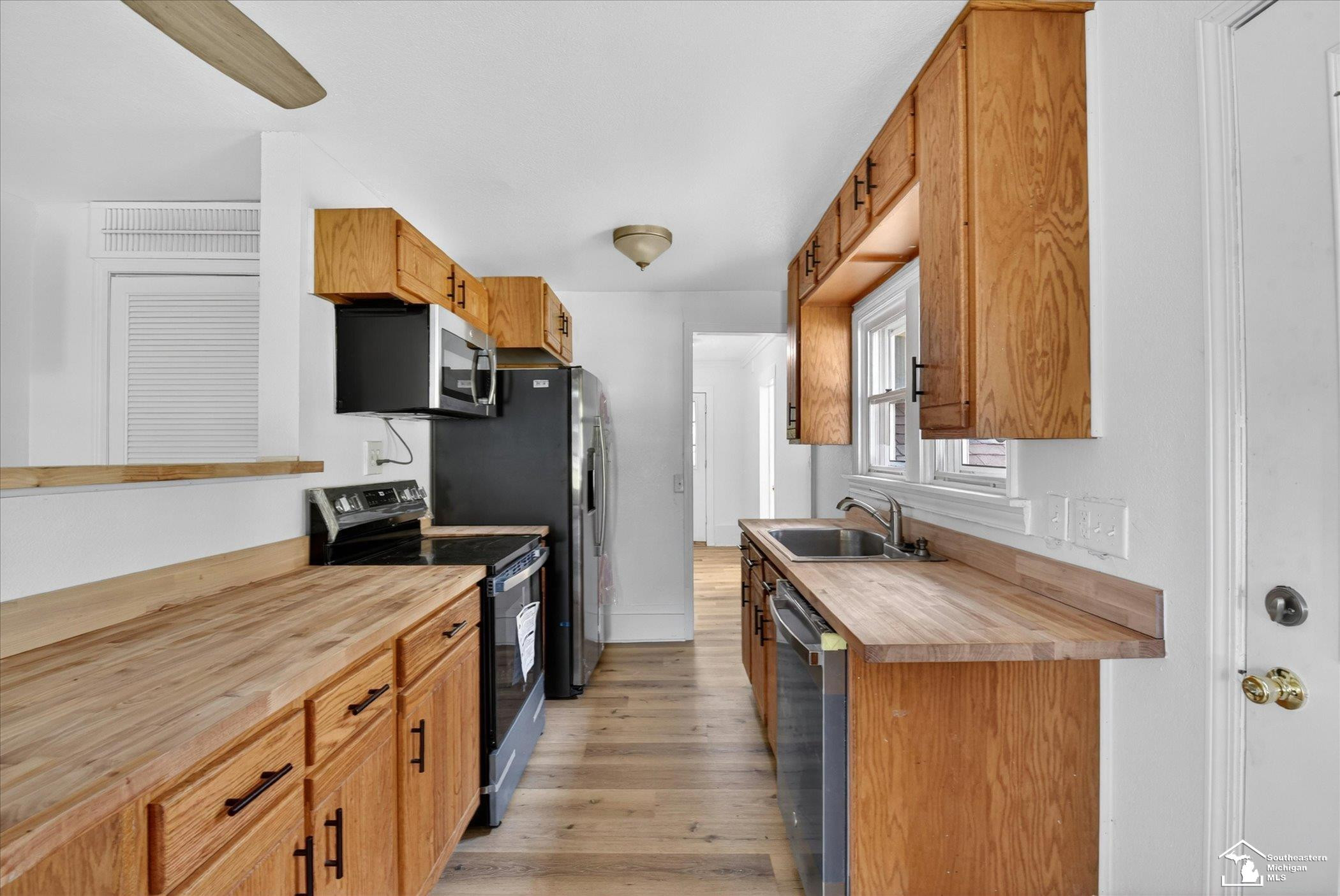 5813 W Temperance Road, MI 49267 — Photo 14