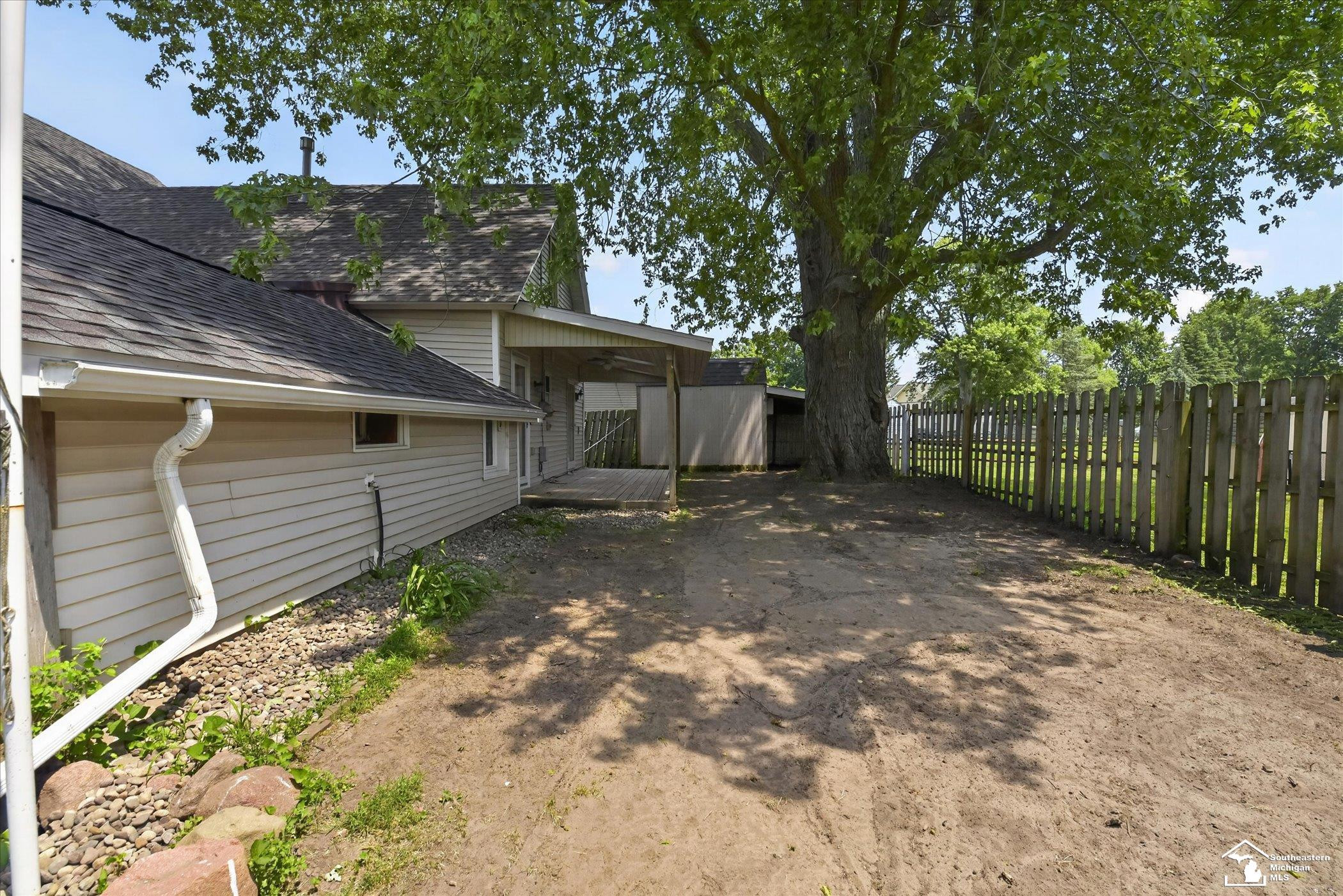 5813 W Temperance Road, MI 49267 — Photo 38