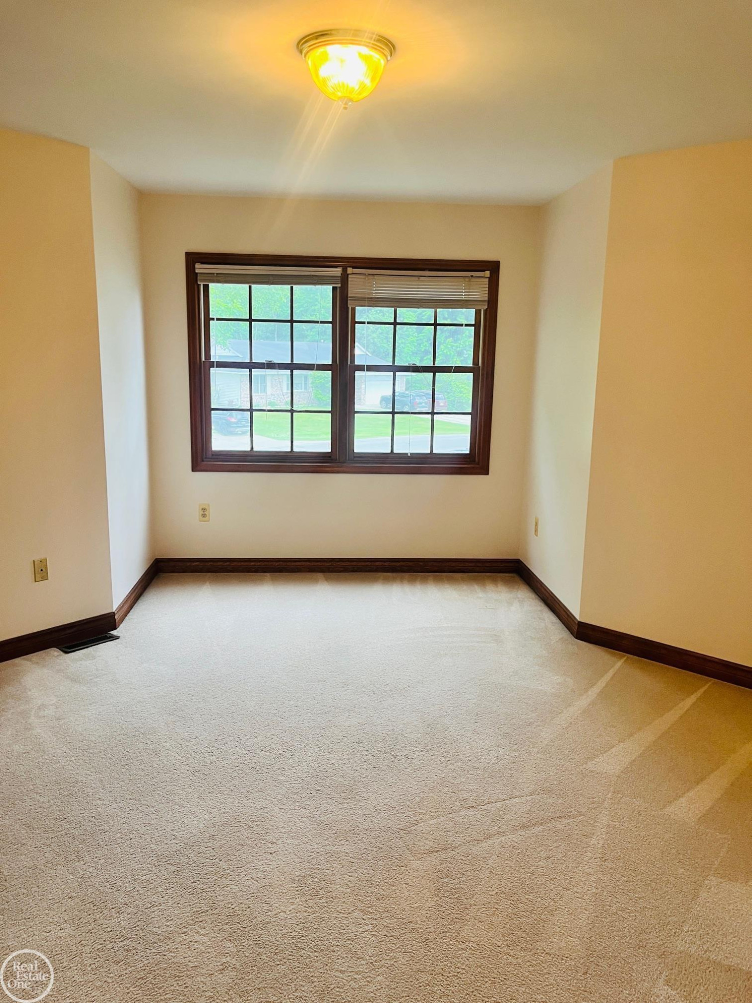 4102 James Court, MI 48059 — Photo 8