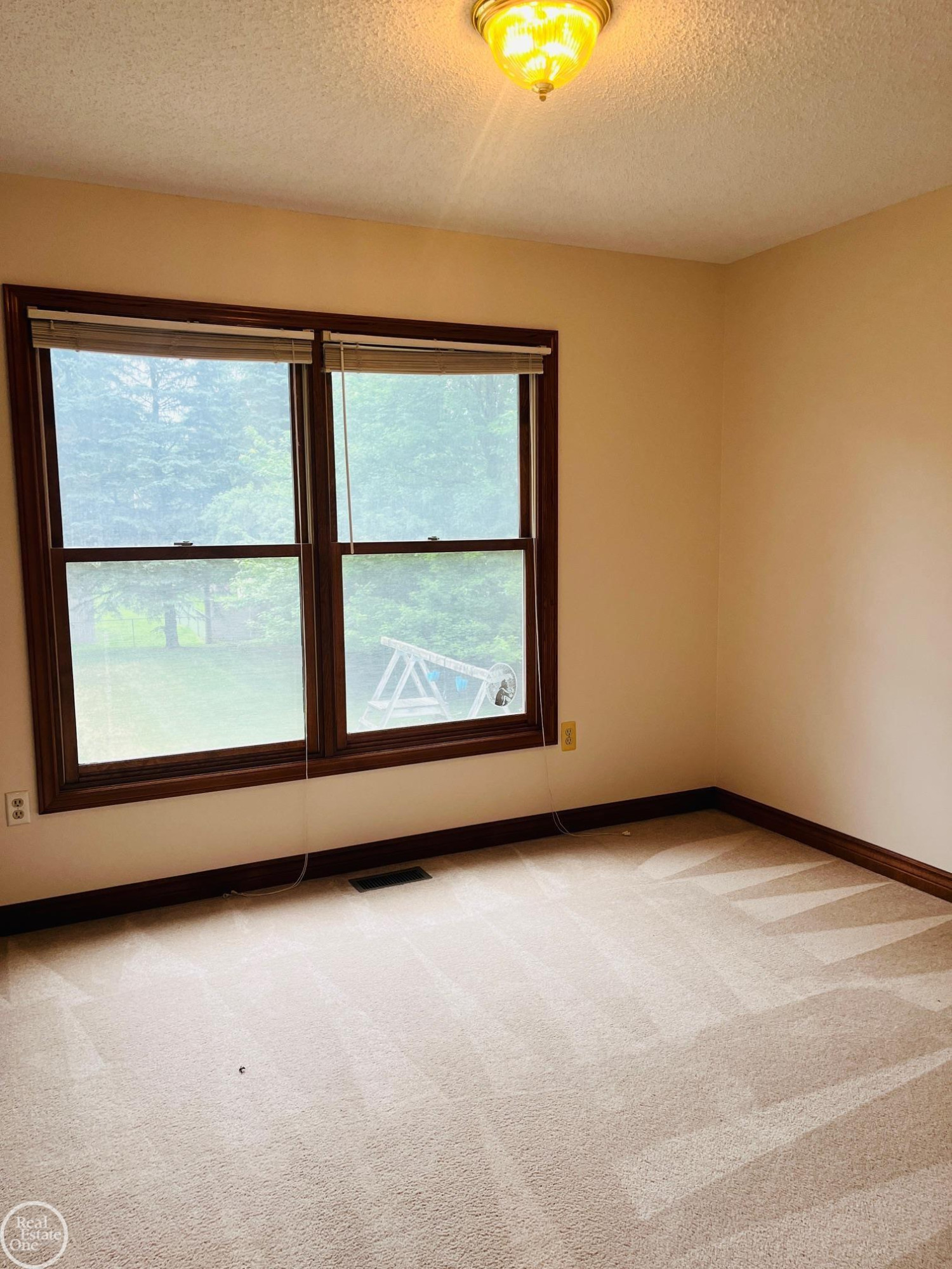 4102 James Court, MI 48059 — Photo 15