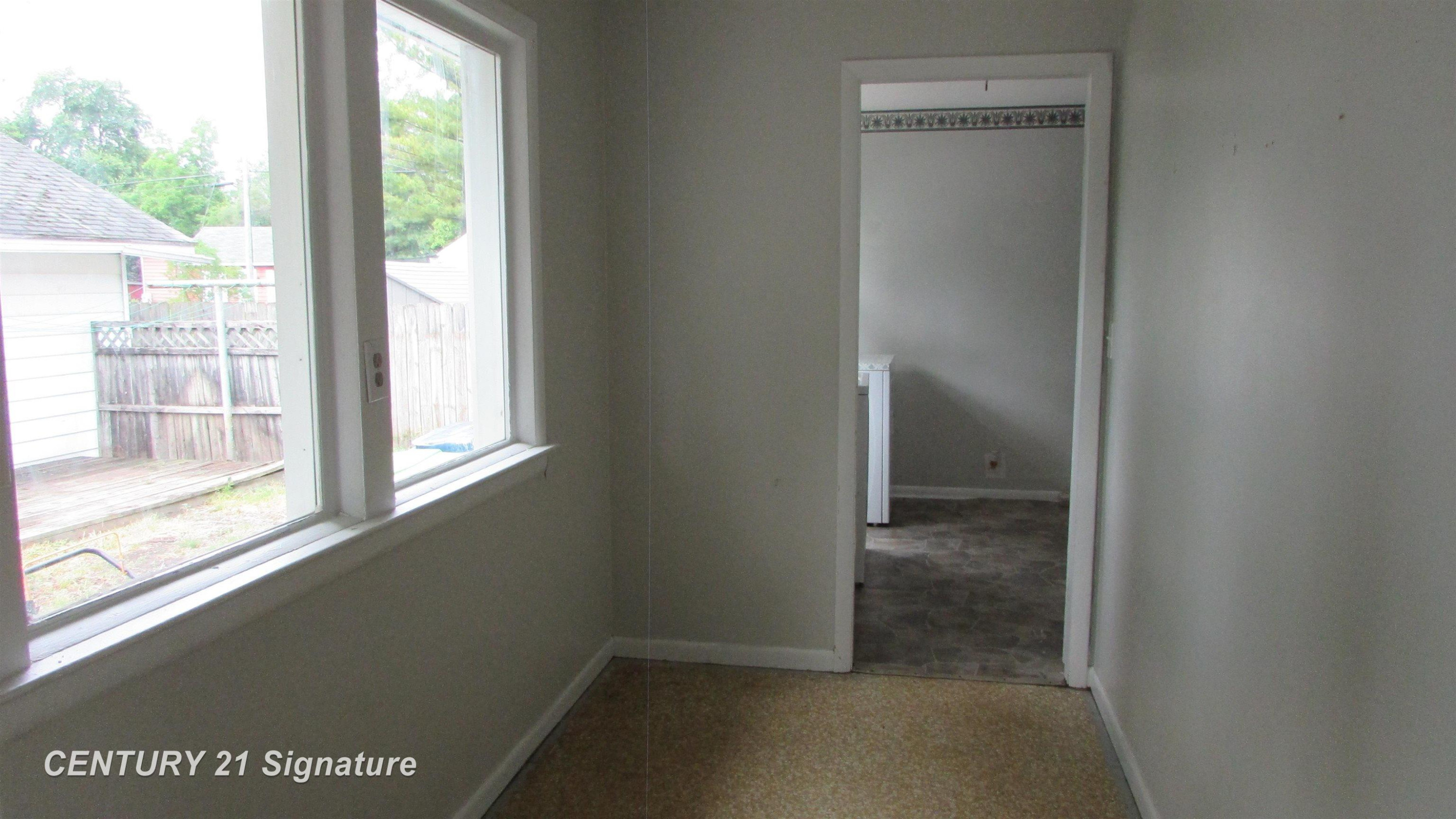 620 E Washington Street, Freeland, MI 48623 — Photo 7