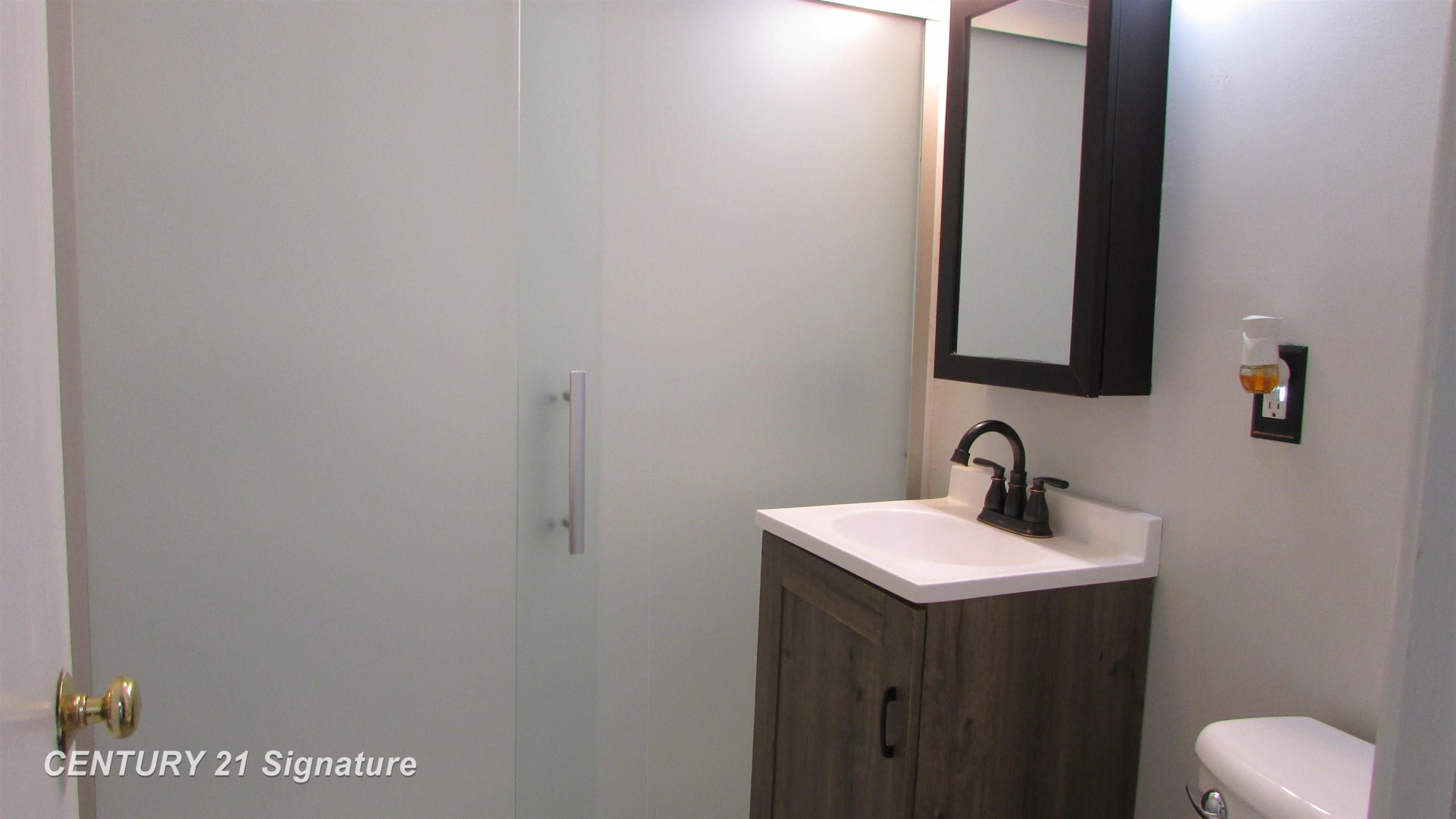 620 E Washington Street, Freeland, MI 48623 — Photo 14