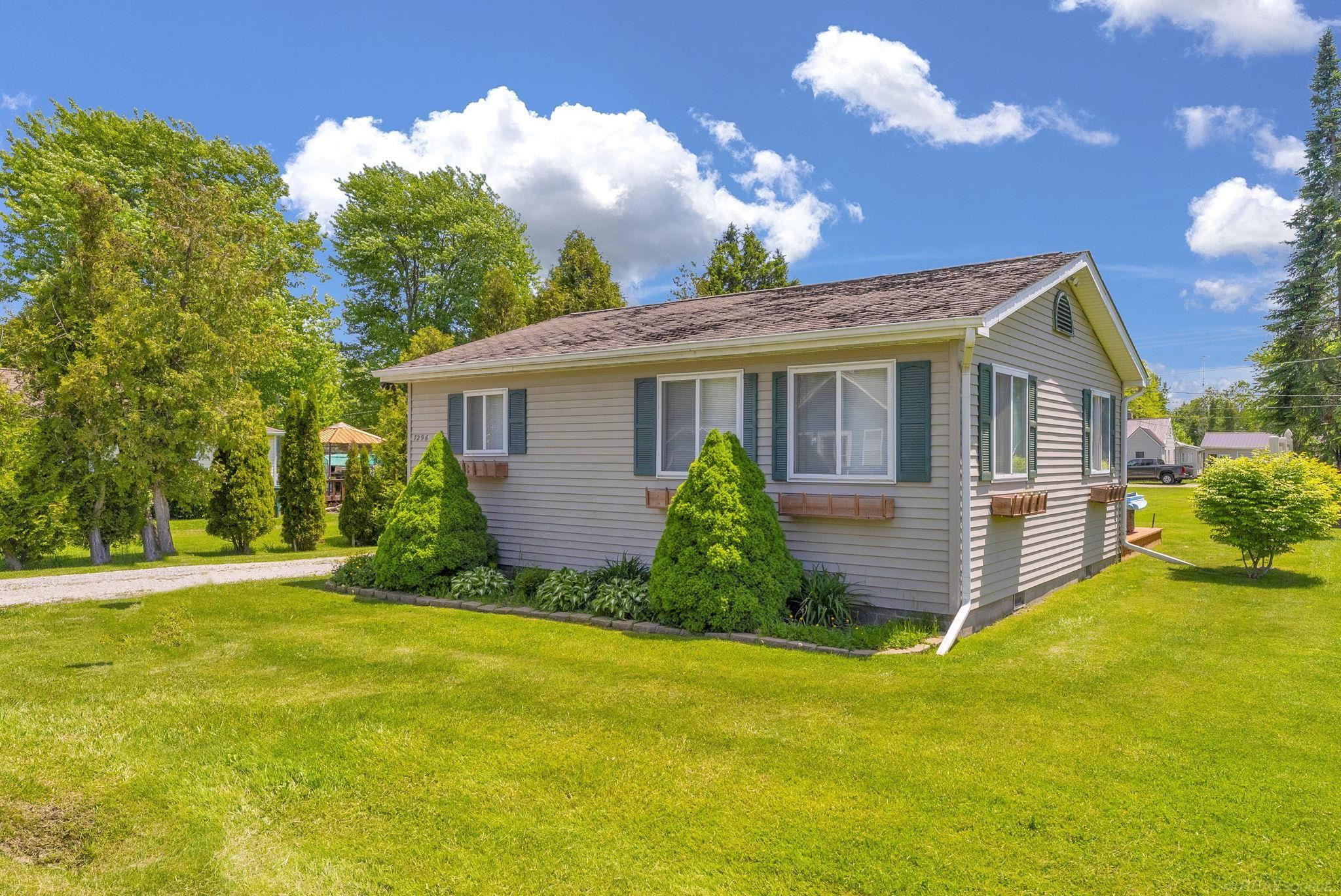 7296 Cedar Road, Lexington, MI 48450 — Photo 20