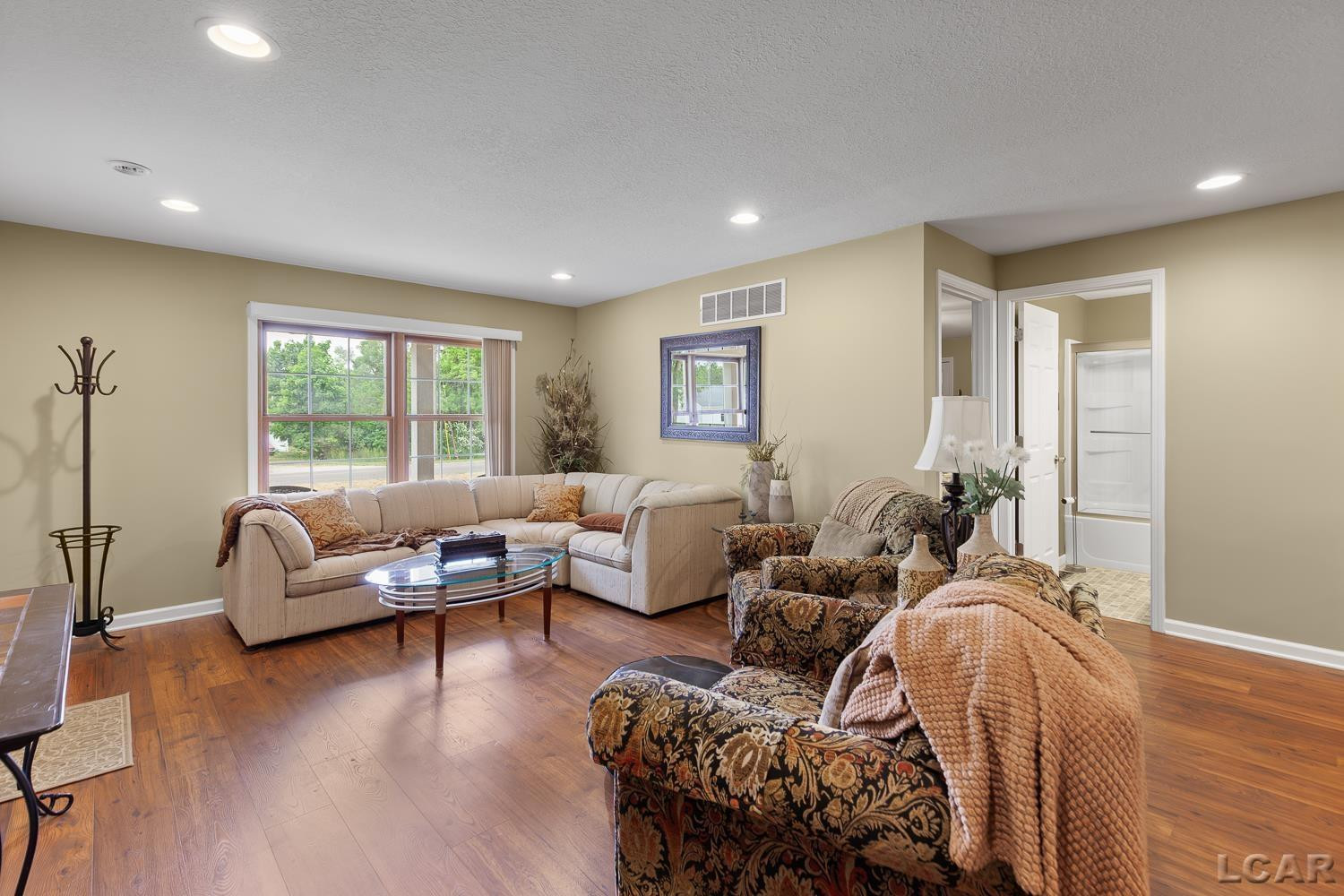 2831 Carson Highway, Adrian, MI 49221 — Photo 2
