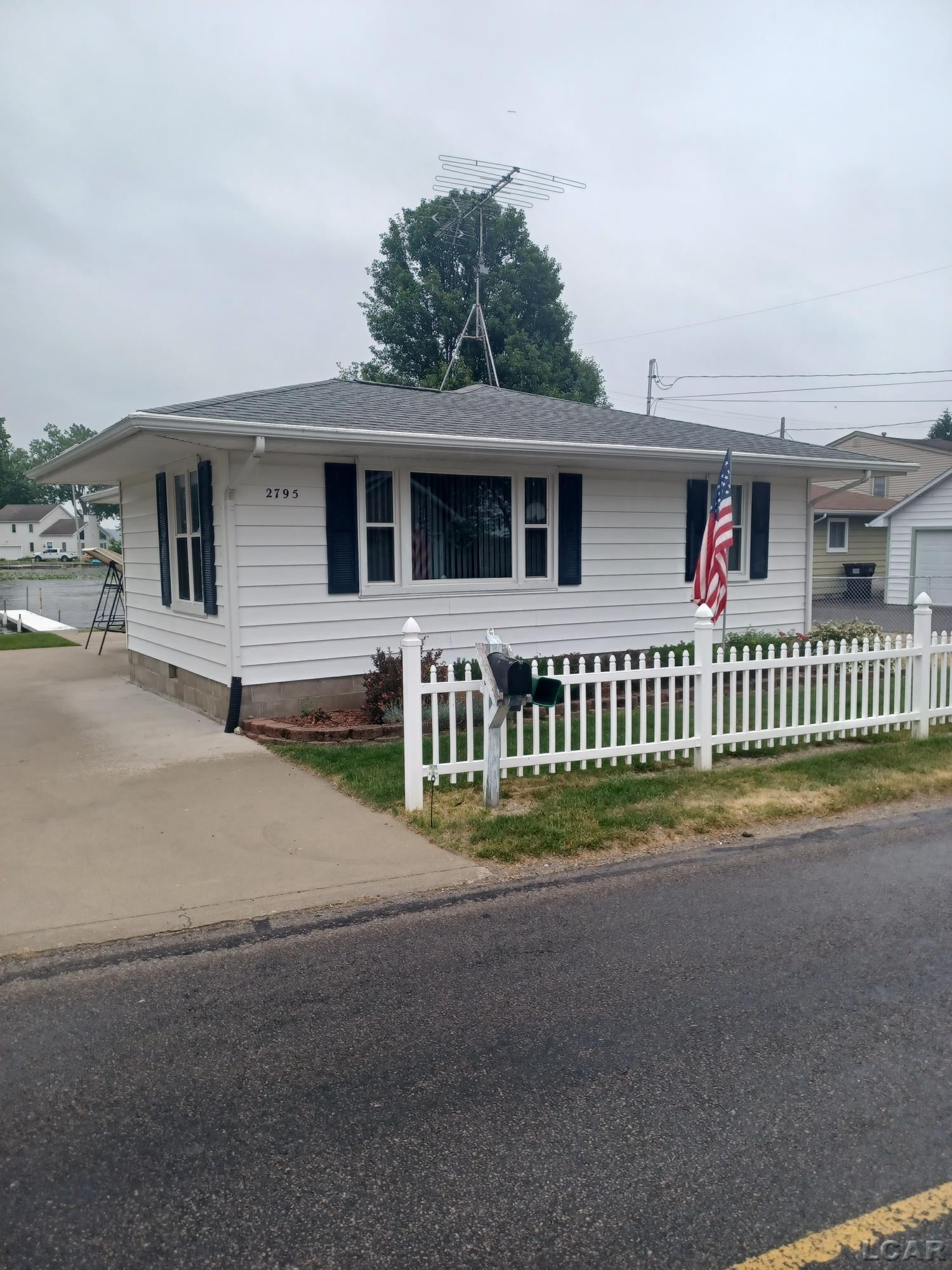 2795 Round Lake Highway, Manitou Beach, MI 49253 — Photo 12