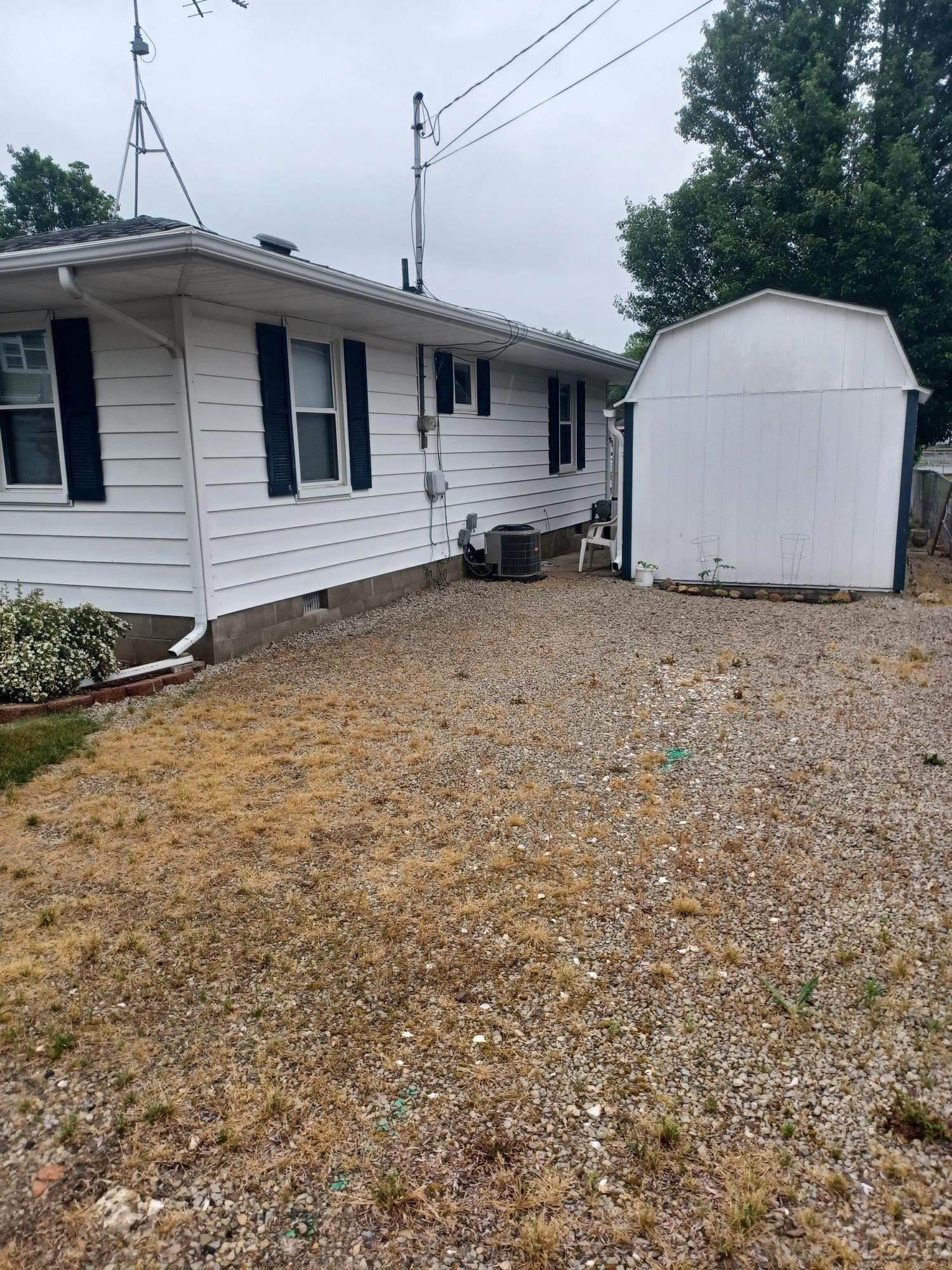 2795 Round Lake Highway, Manitou Beach, MI 49253 — Photo 23