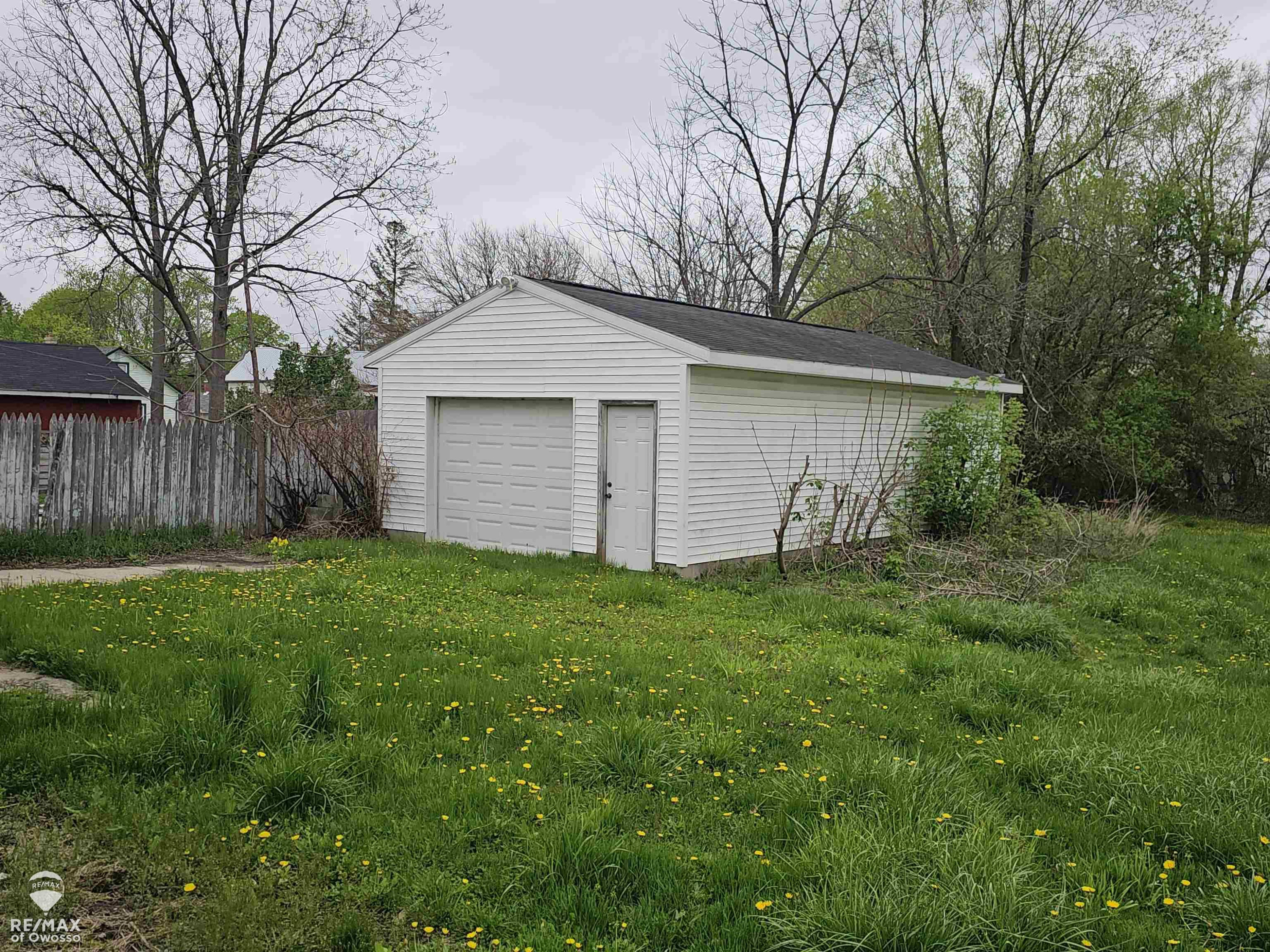414 Prindle Street, Owosso, MI 48867 — Photo 2