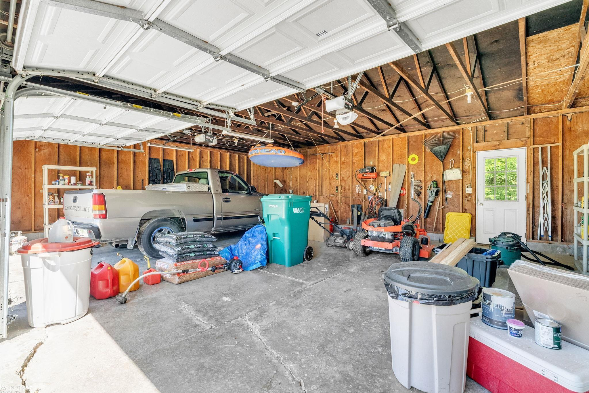 8211 Black River Road, Croswell, MI 48422 — Photo 42