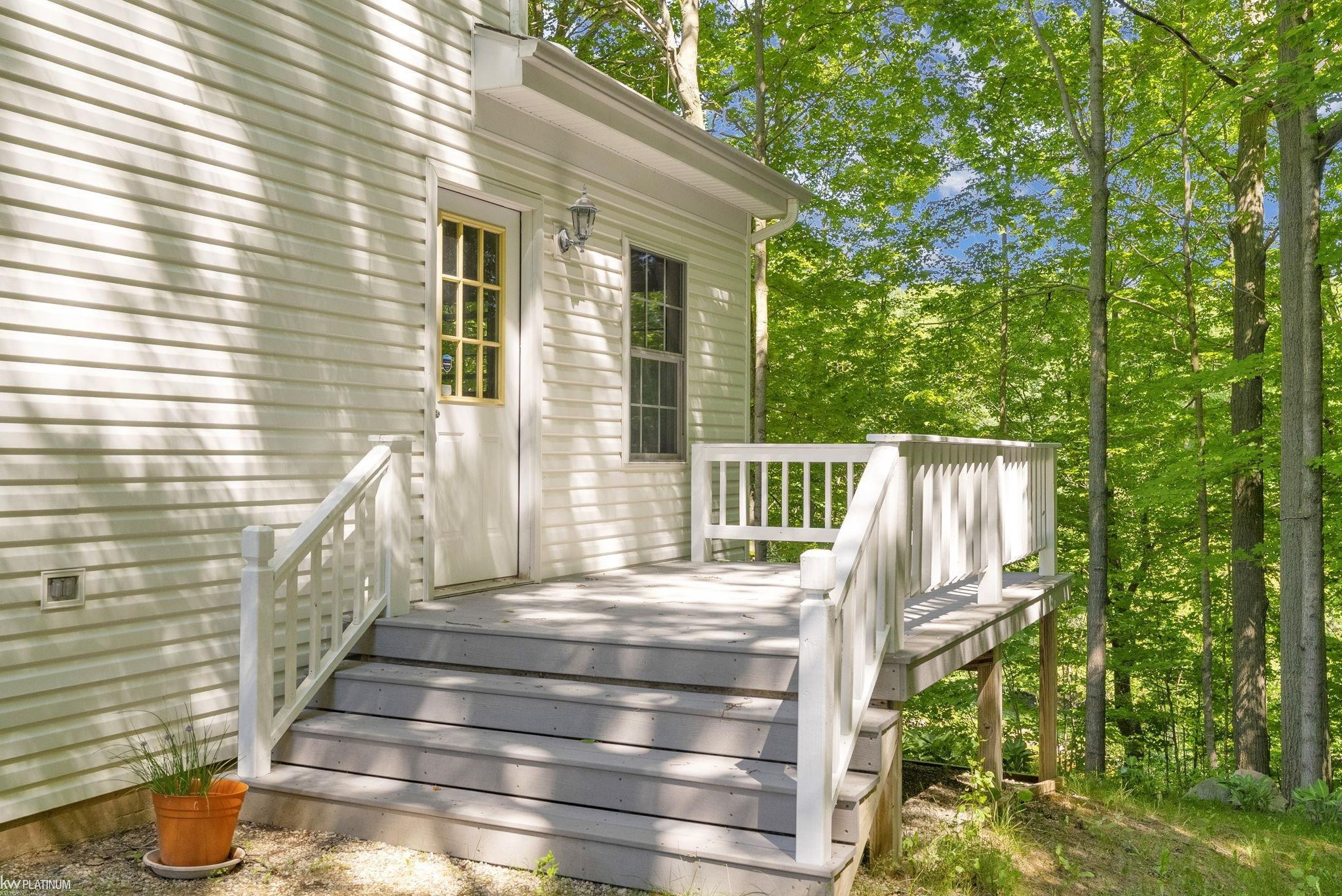 8211 Black River Road, Croswell, MI 48422 — Photo 43