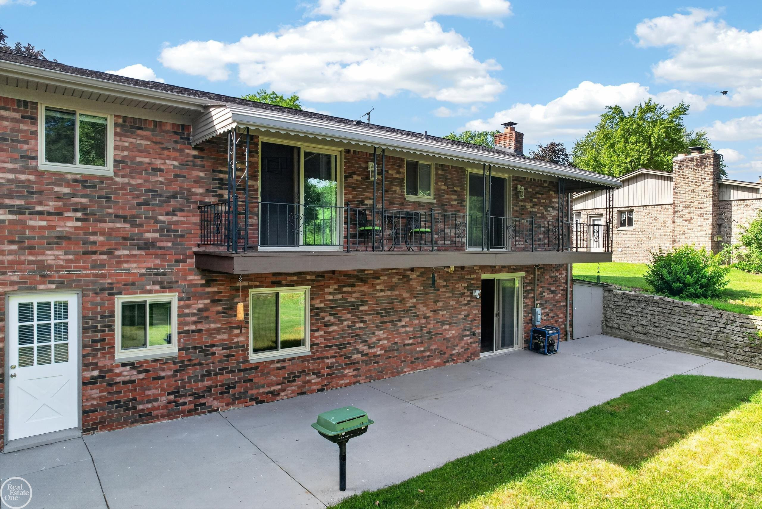 8650 Sandy Crest Drive, White Lake, MI — Photo 22