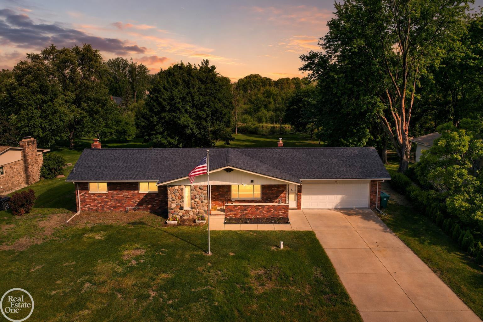 8650 Sandy Crest Drive, White Lake, MI — Photo 45
