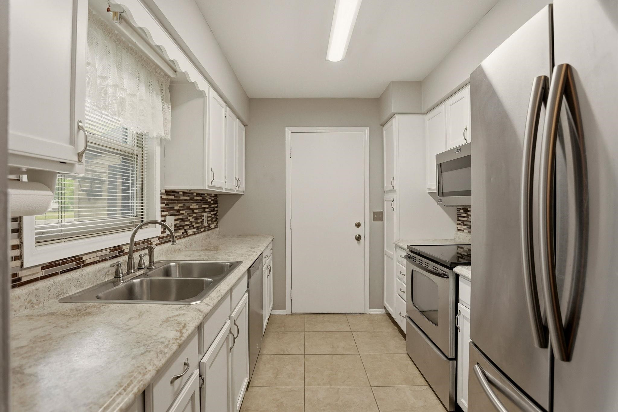 449 Zehnder Drive, Frankenmuth, MI 48734 — Photo 12