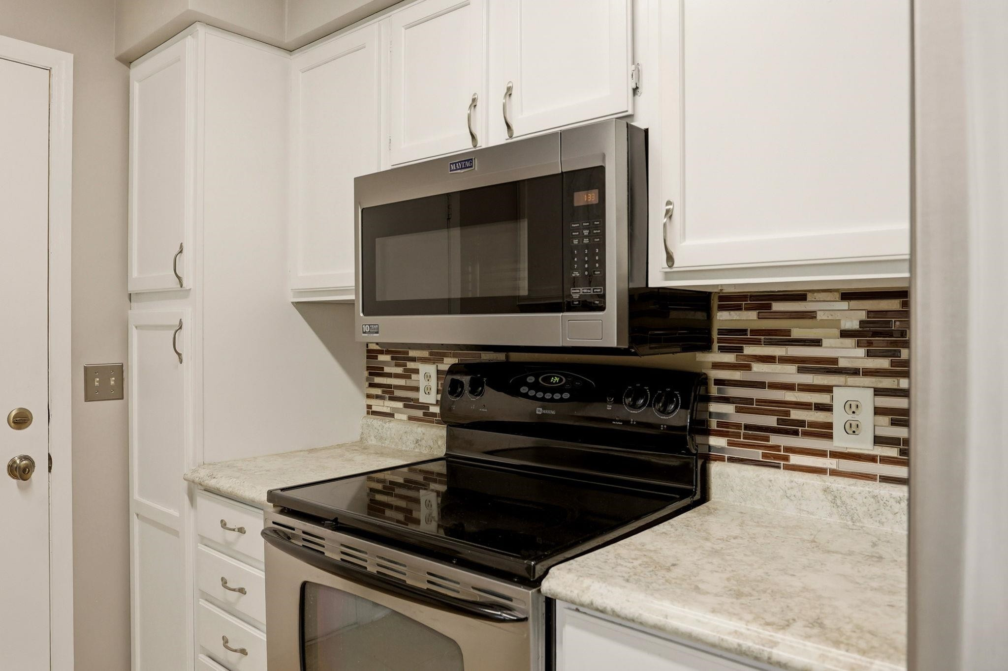 449 Zehnder Drive, Frankenmuth, MI 48734 — Photo 13