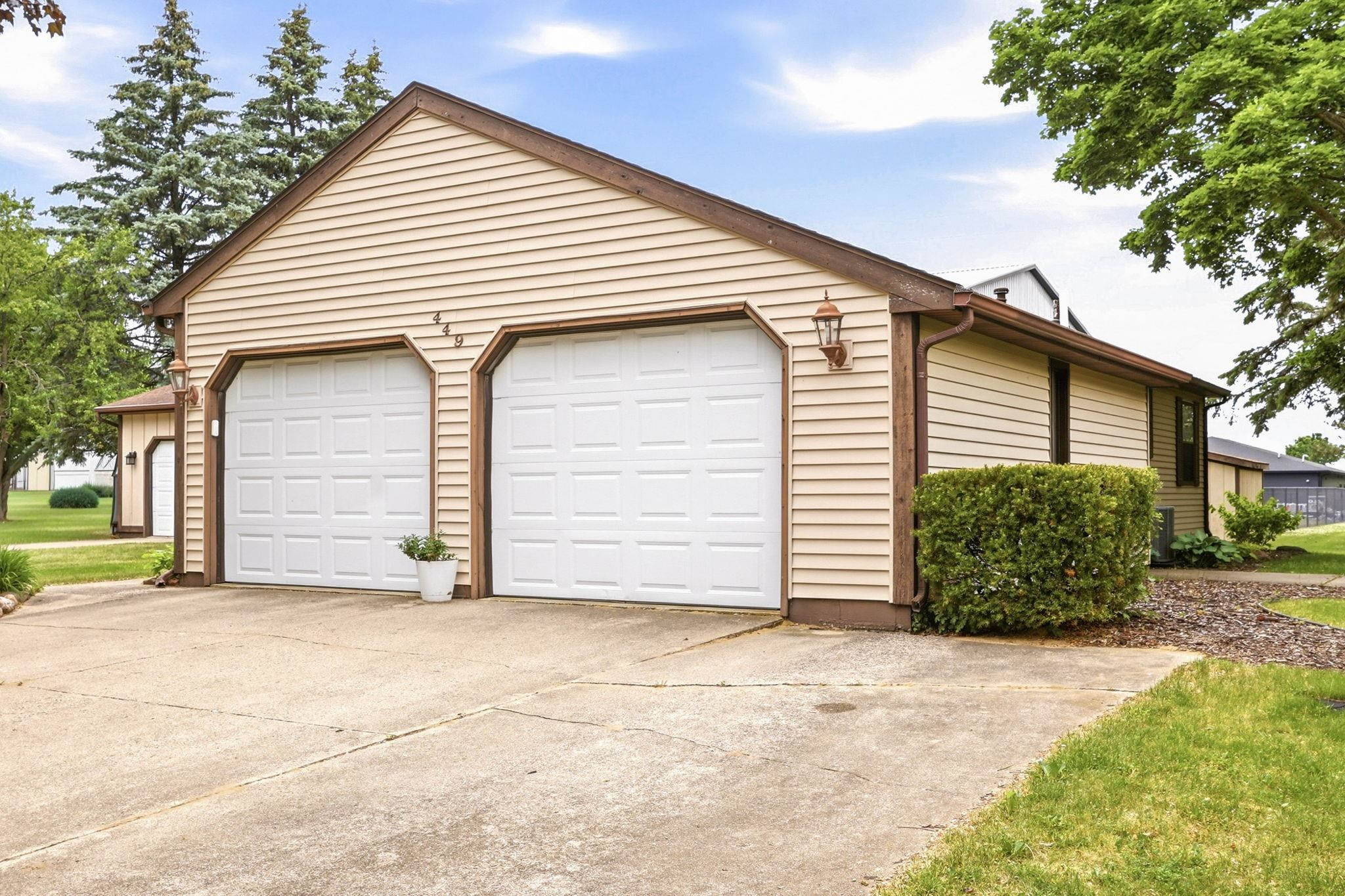 449 Zehnder Drive, Frankenmuth, MI 48734 — Photo 27